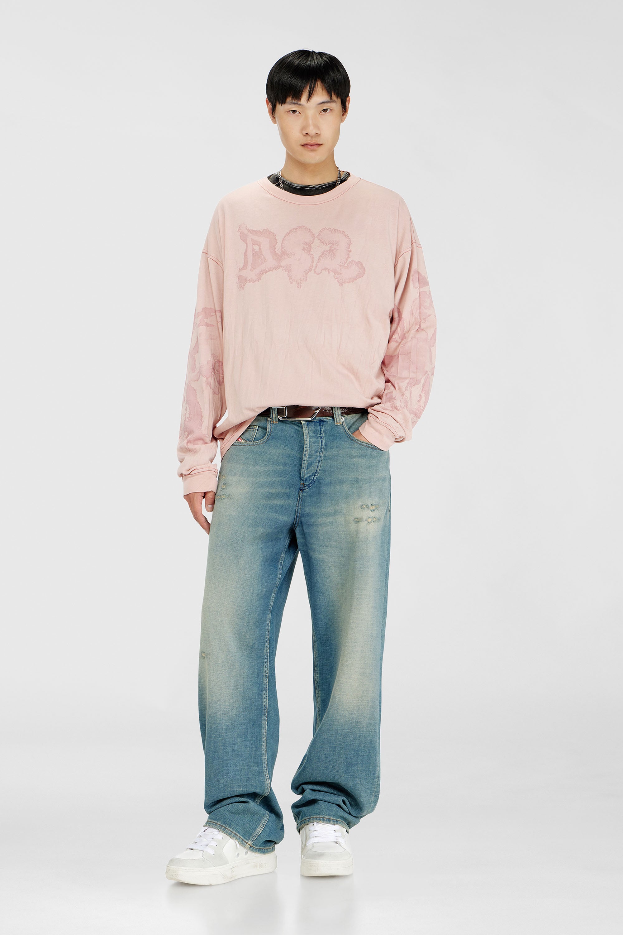Diesel - T-BOXT-LS-AA4, Male's 長袖Tシャツ in ピンク / ホワイト - 1