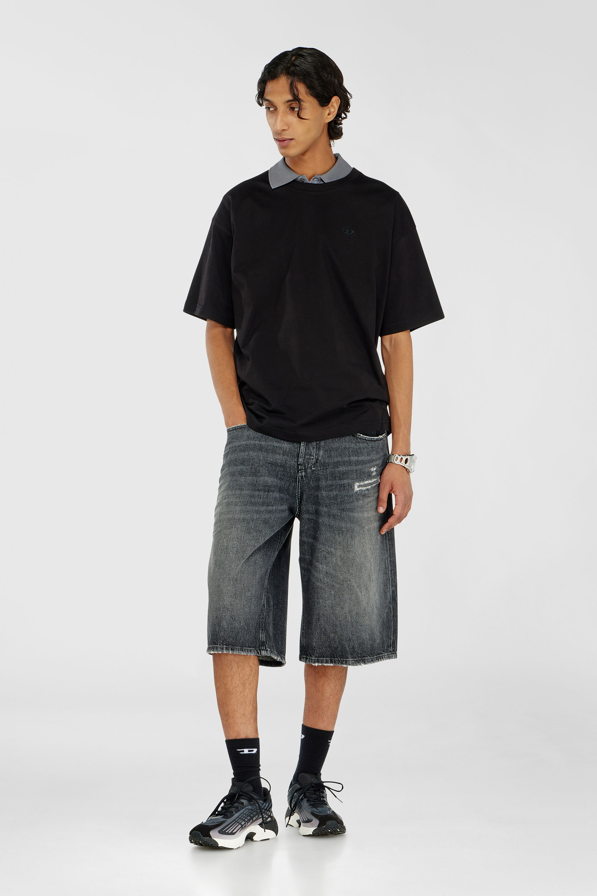 Diesel - T-BOXT-AA18, Male's Tシャツ in ブラック - 1