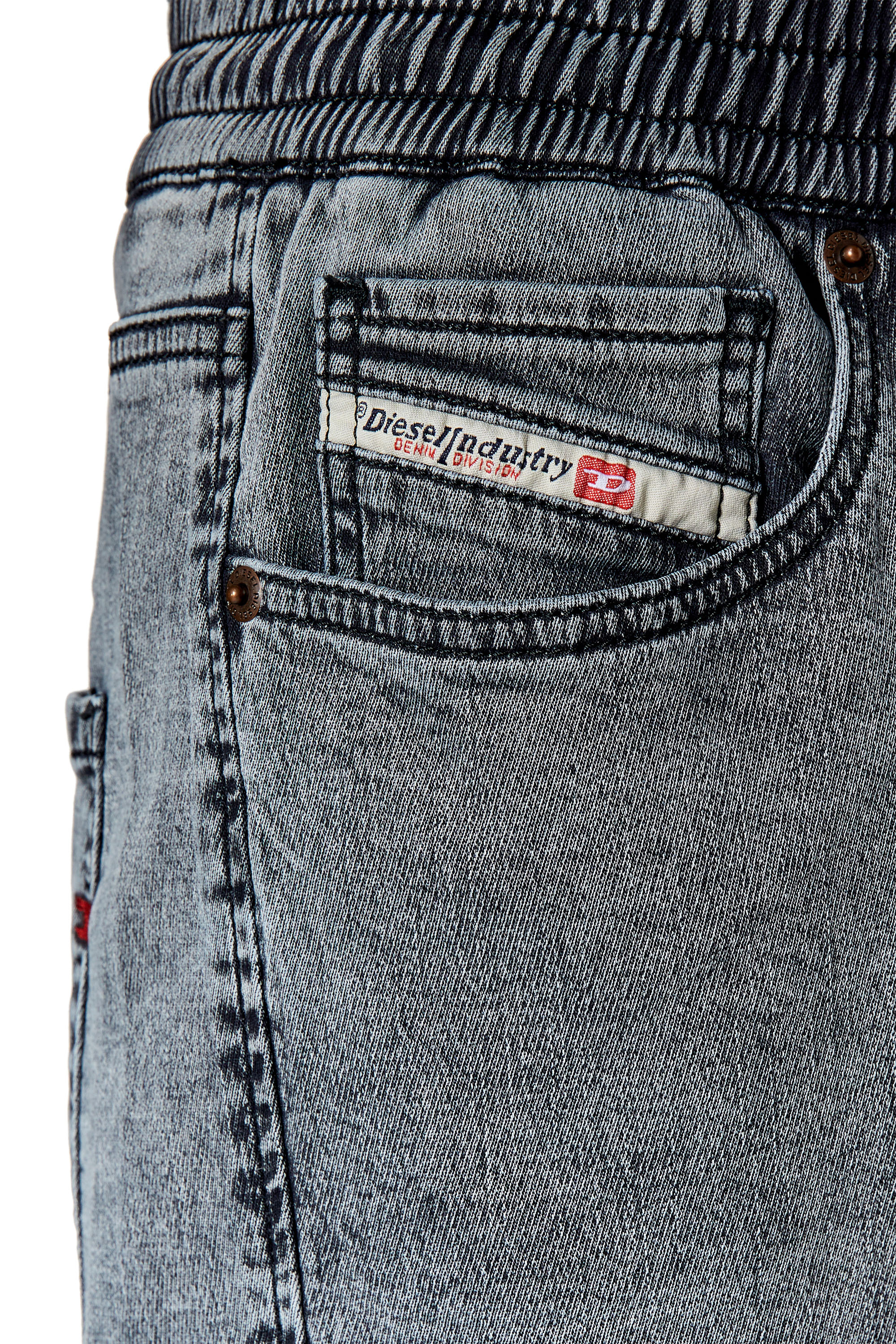 Diesel - Slim 2051 D-Ursy Track Denim 068DW, ライトグレー - Image 5