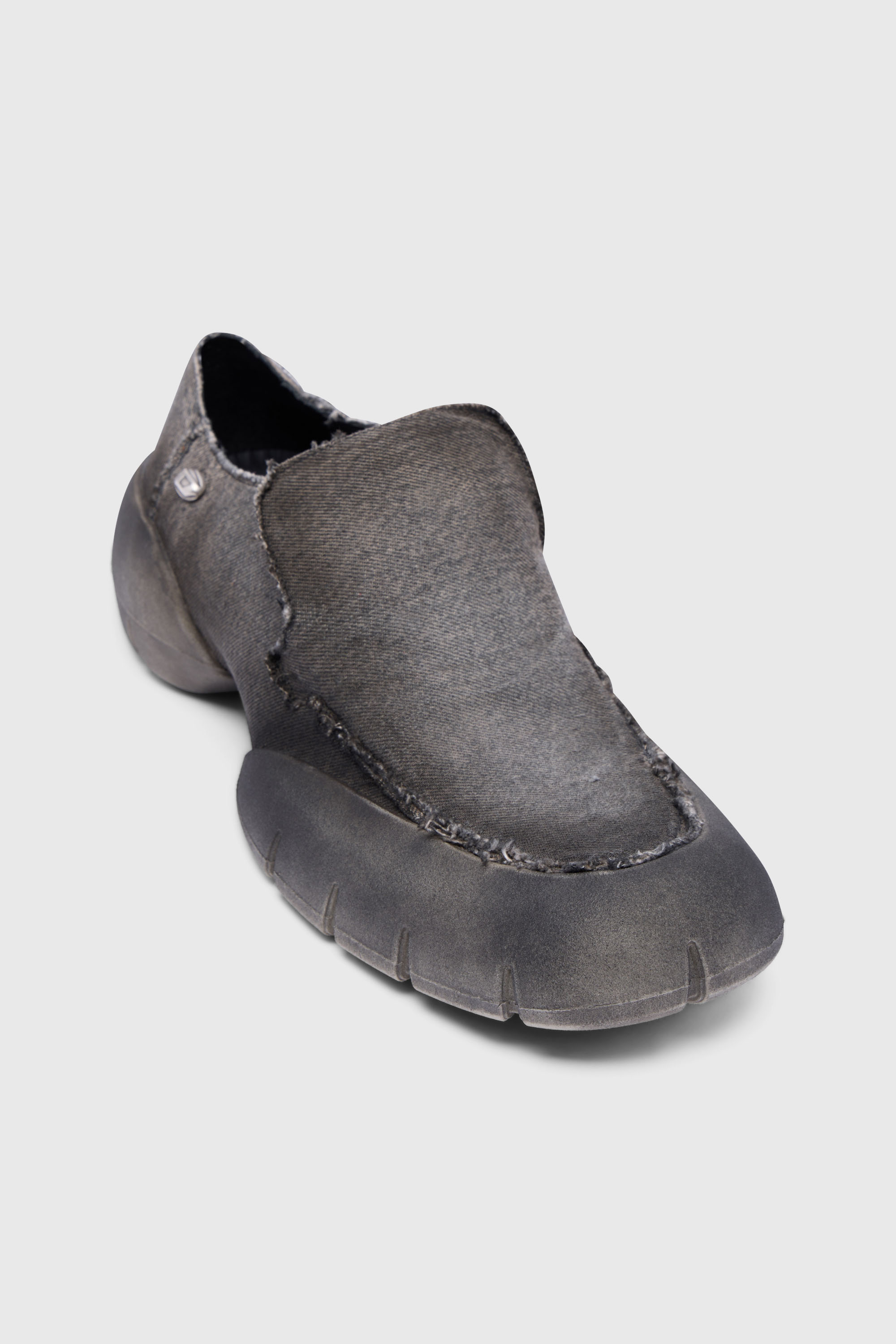 Diesel - D-MATHIEU SC, Male's D-Mathieu-Washed denim loafer with rubber sole in グレー - 6