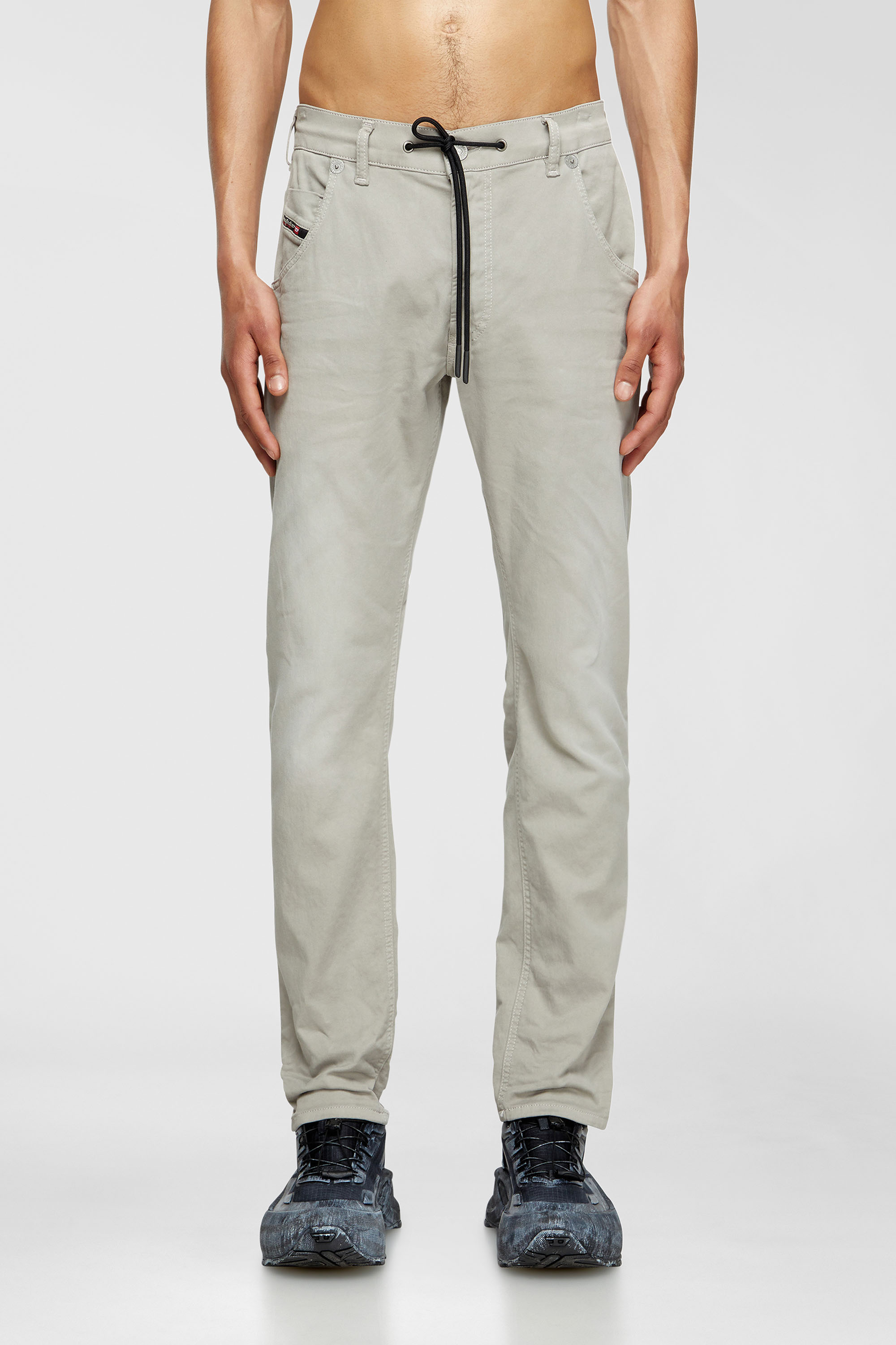 Diesel - Male's Regular 2032 D-Krooley Joggjeans&reg; 0670M, ライトグレー - 3