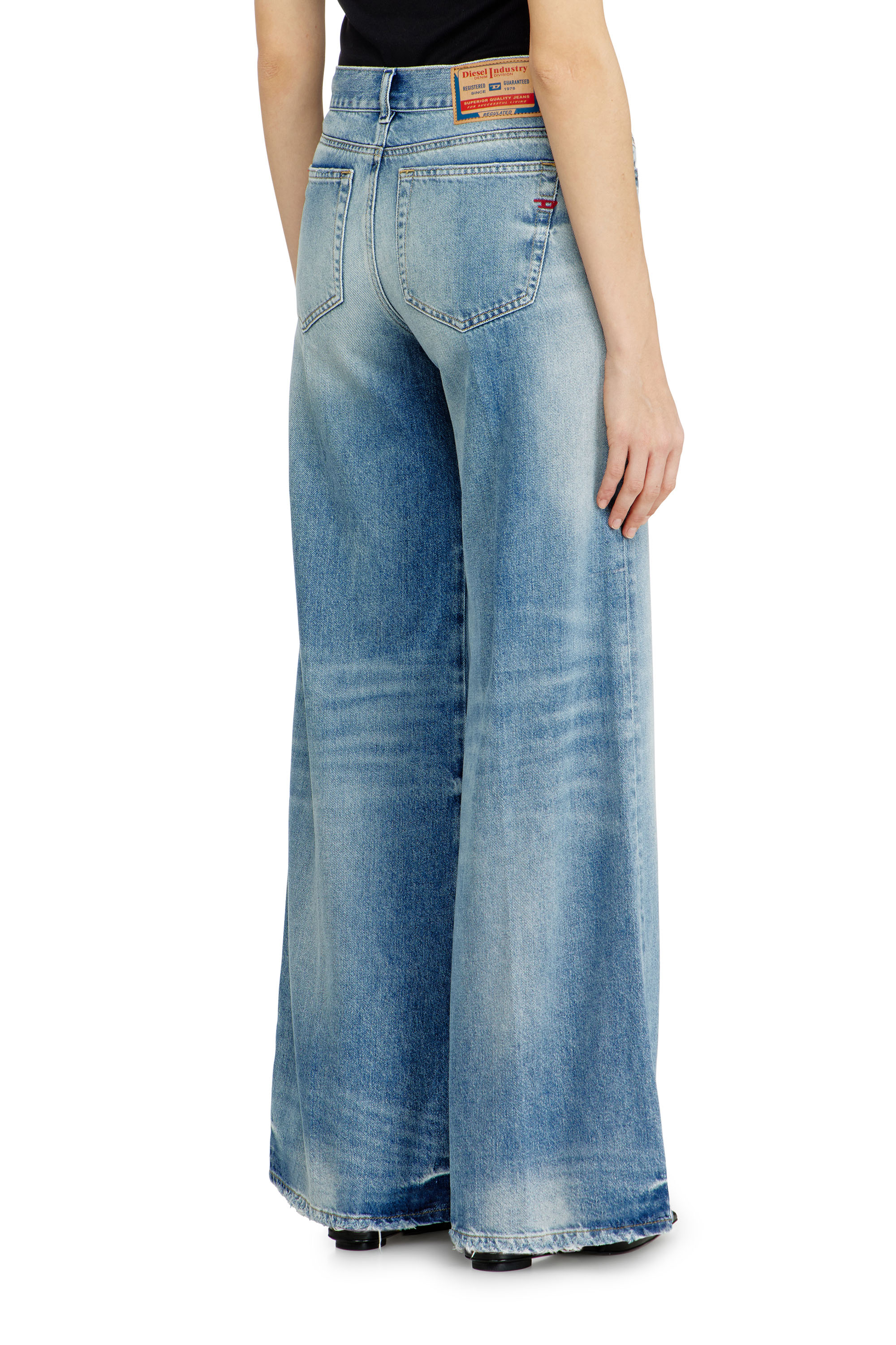 Diesel - Female's Flare Jeans 1978 D-Akemi 09M07, ライトブルー - 3