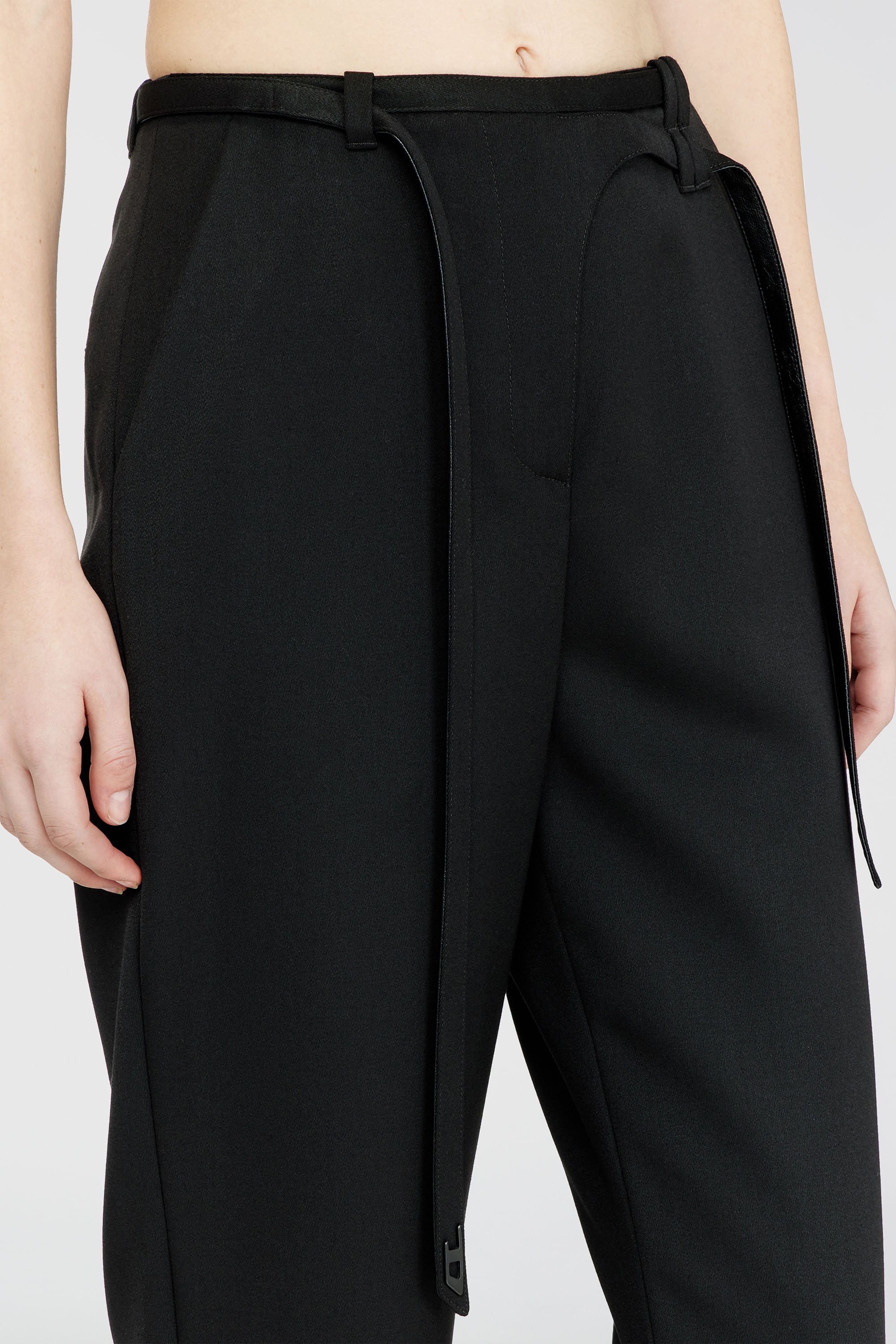 Diesel - P-IXIE-1, Female's Tailored pants with biker belt strap in ブラック - 5