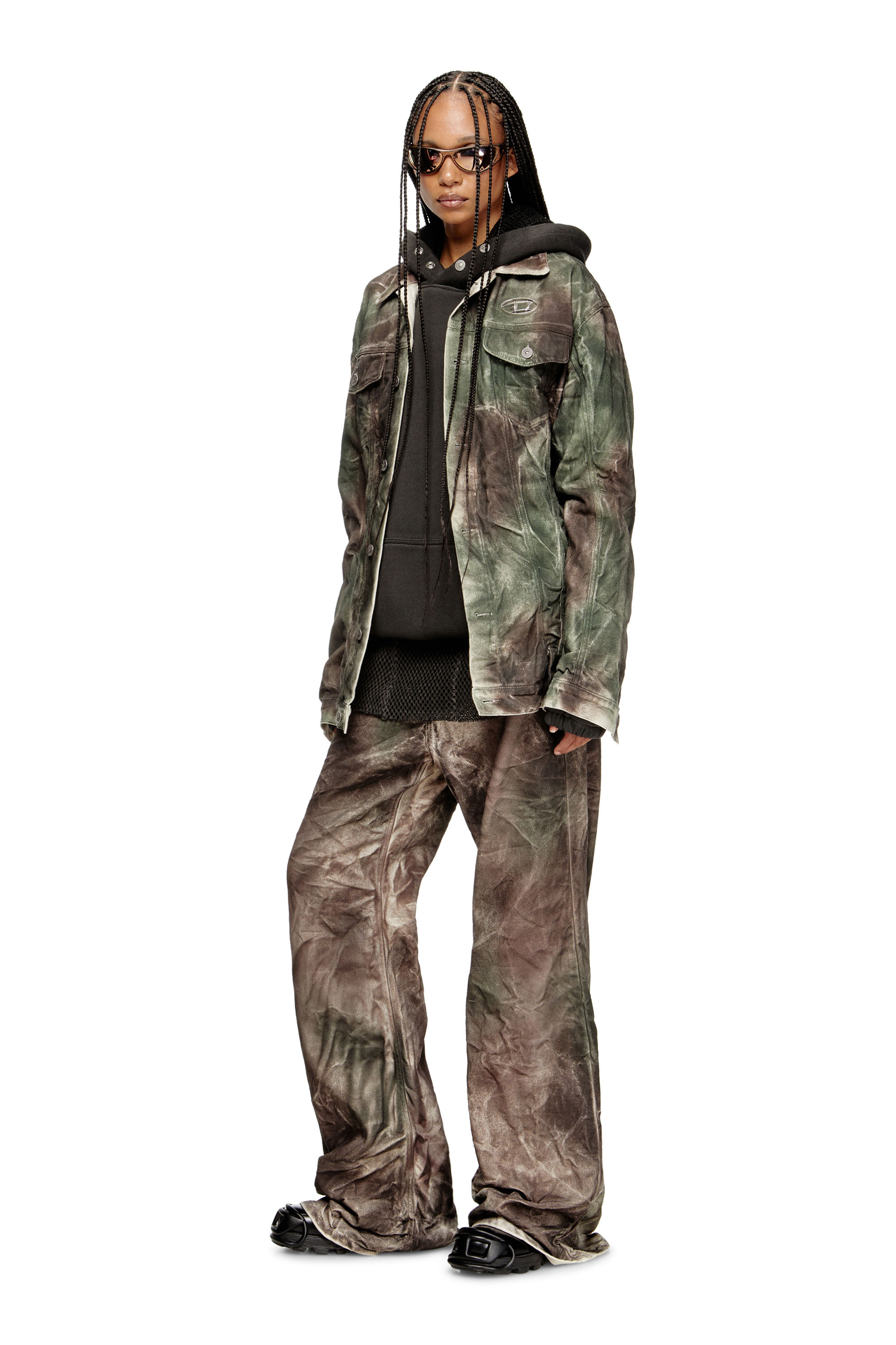 Diesel - J-THUG-JKT, Unisex's Trucker jacket in crinkled camo canvas in ブラウン/グリーン - 7