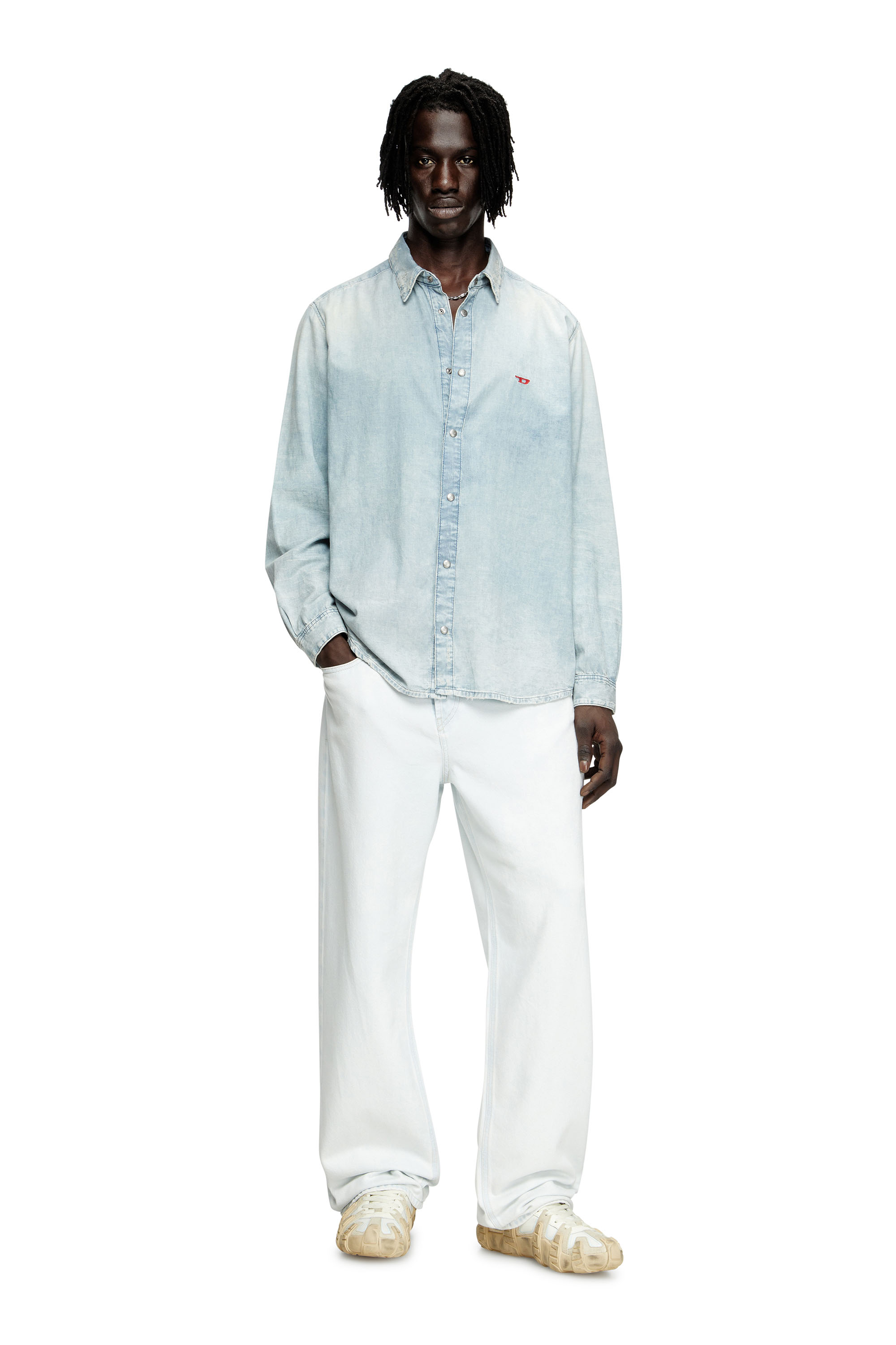 Diesel - D-SIMPLY, Male's Shirt in bleach-effect denim in ライトブルー - 2