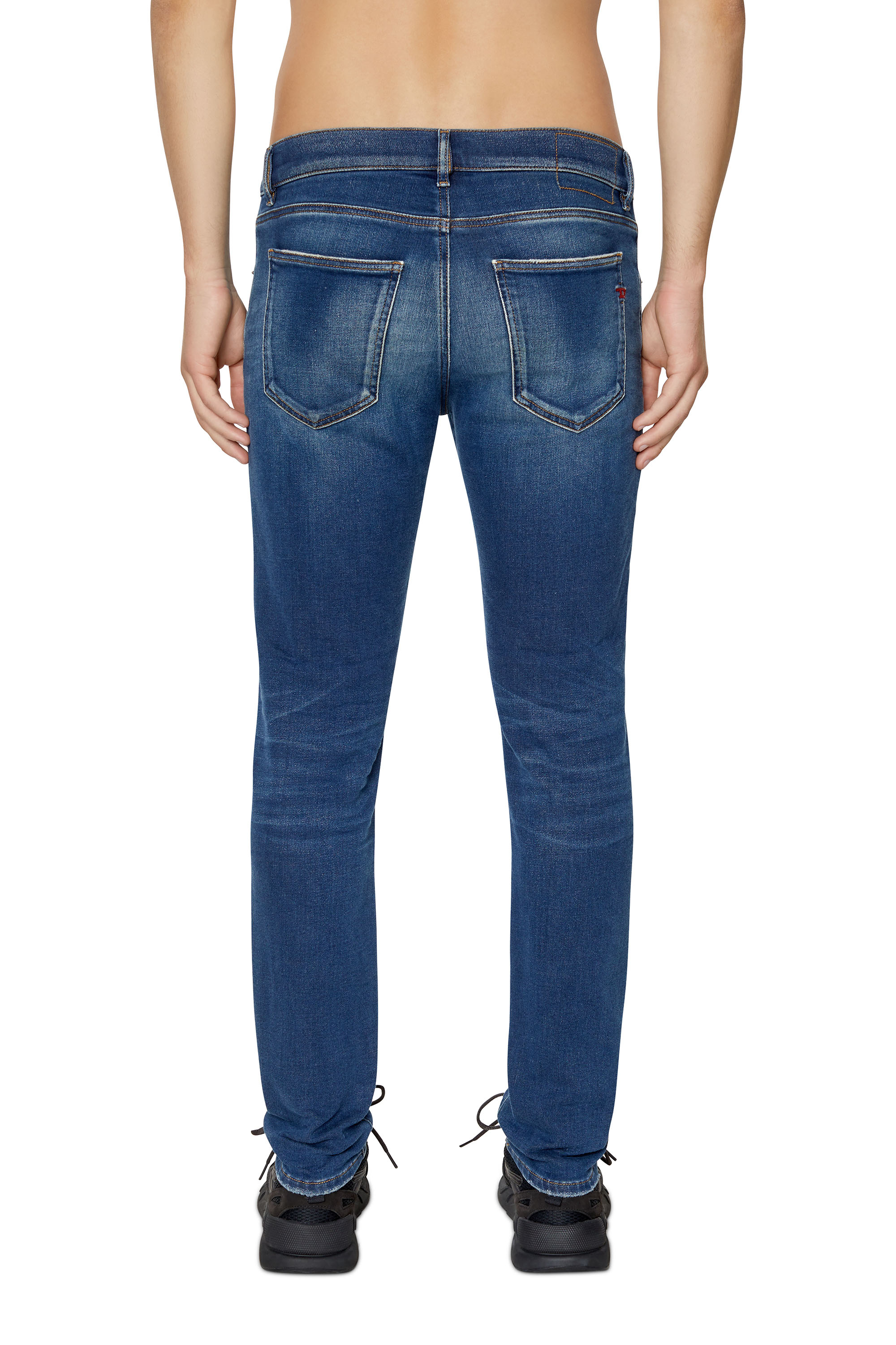 Diesel - Slim 2060 D-Strukt Joggjeans® 068AZ, ミディアムブルー - Image 2