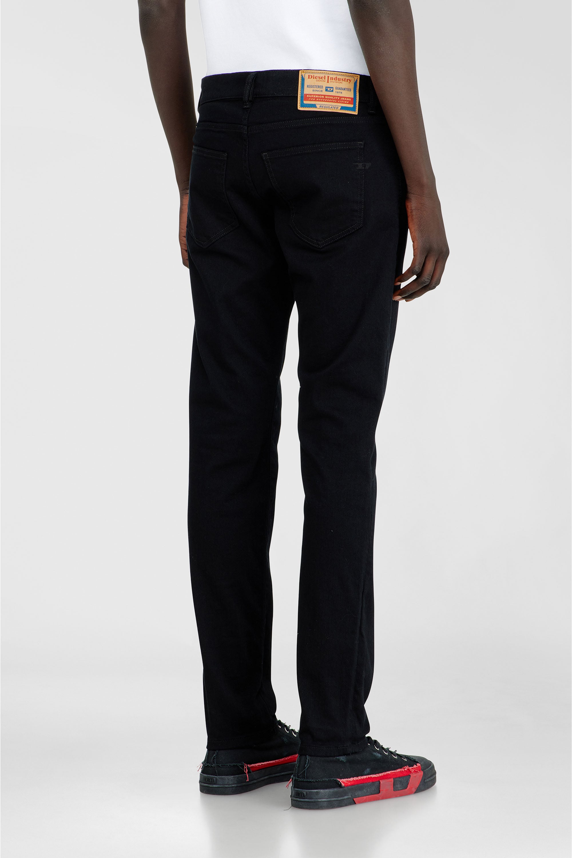 2019 D-STRUKT 069YP（MEN）: スリムデニム ｜ディーゼル（DIESEL