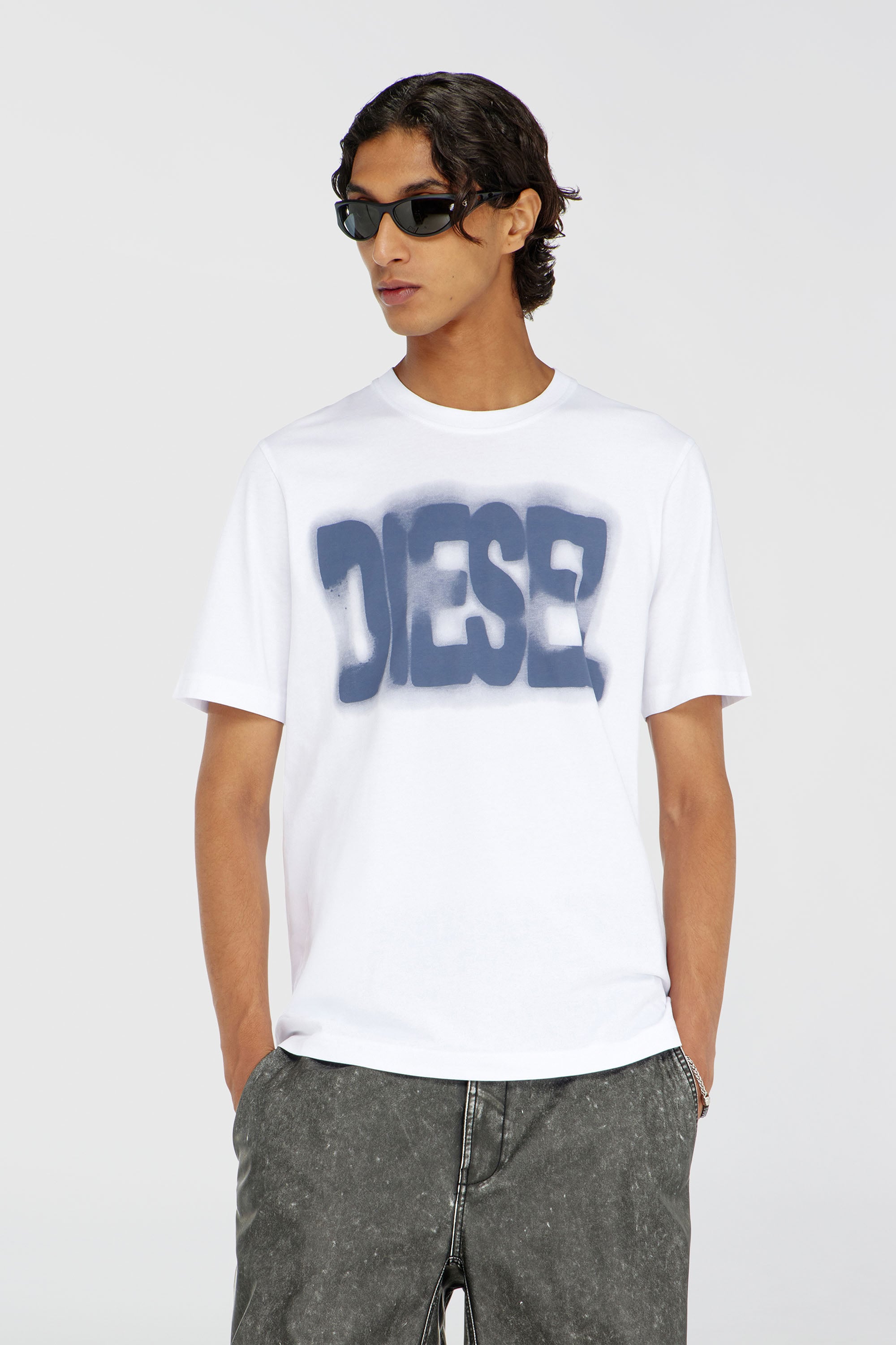 Diesel - T-ADJUST-AA6, Male's Tシャツ in ホワイト - 1