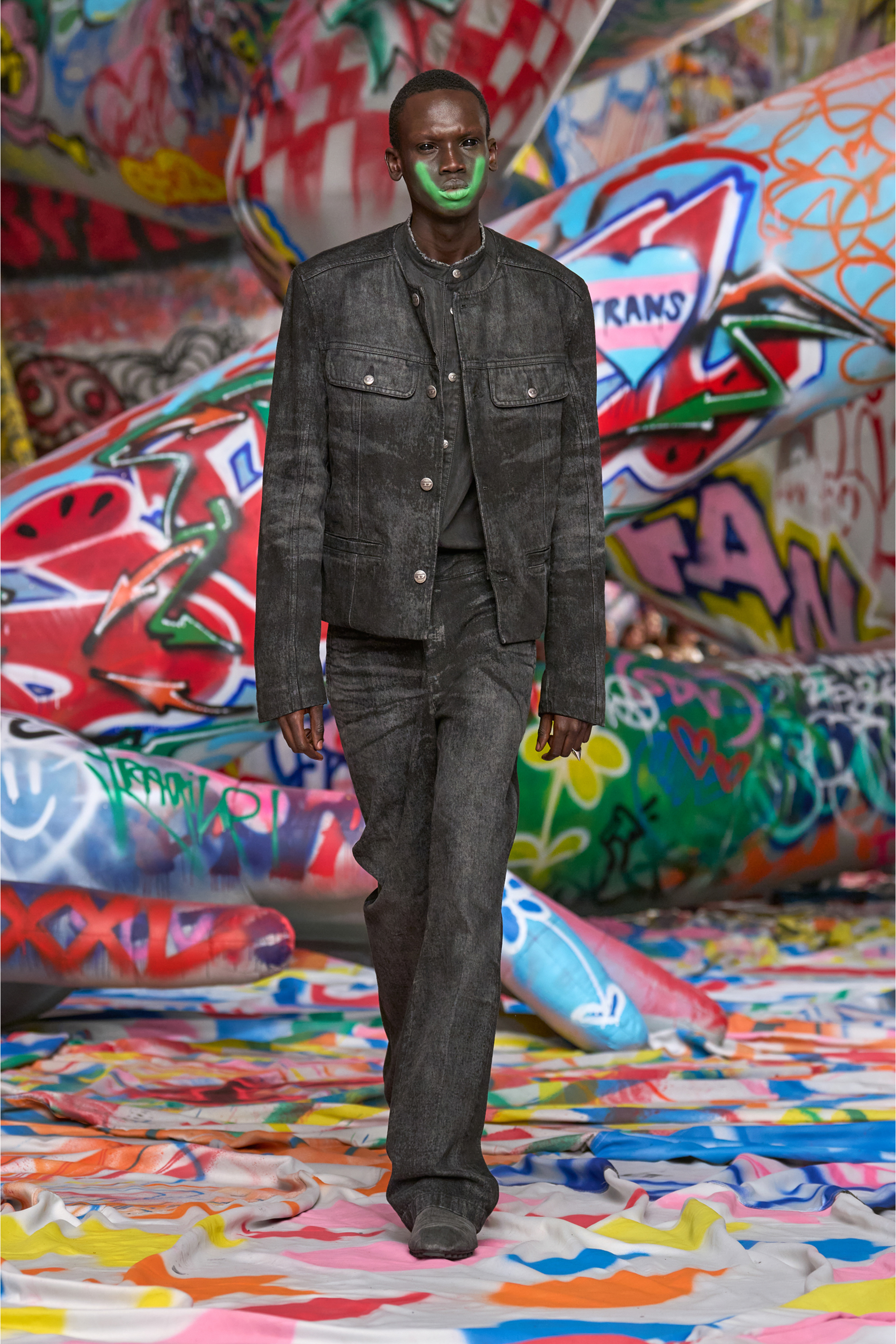 Diesel - D-ABERDEEN-FSH2, Male's Jacket in lasered cotton-hemp denim in ブラック - 3