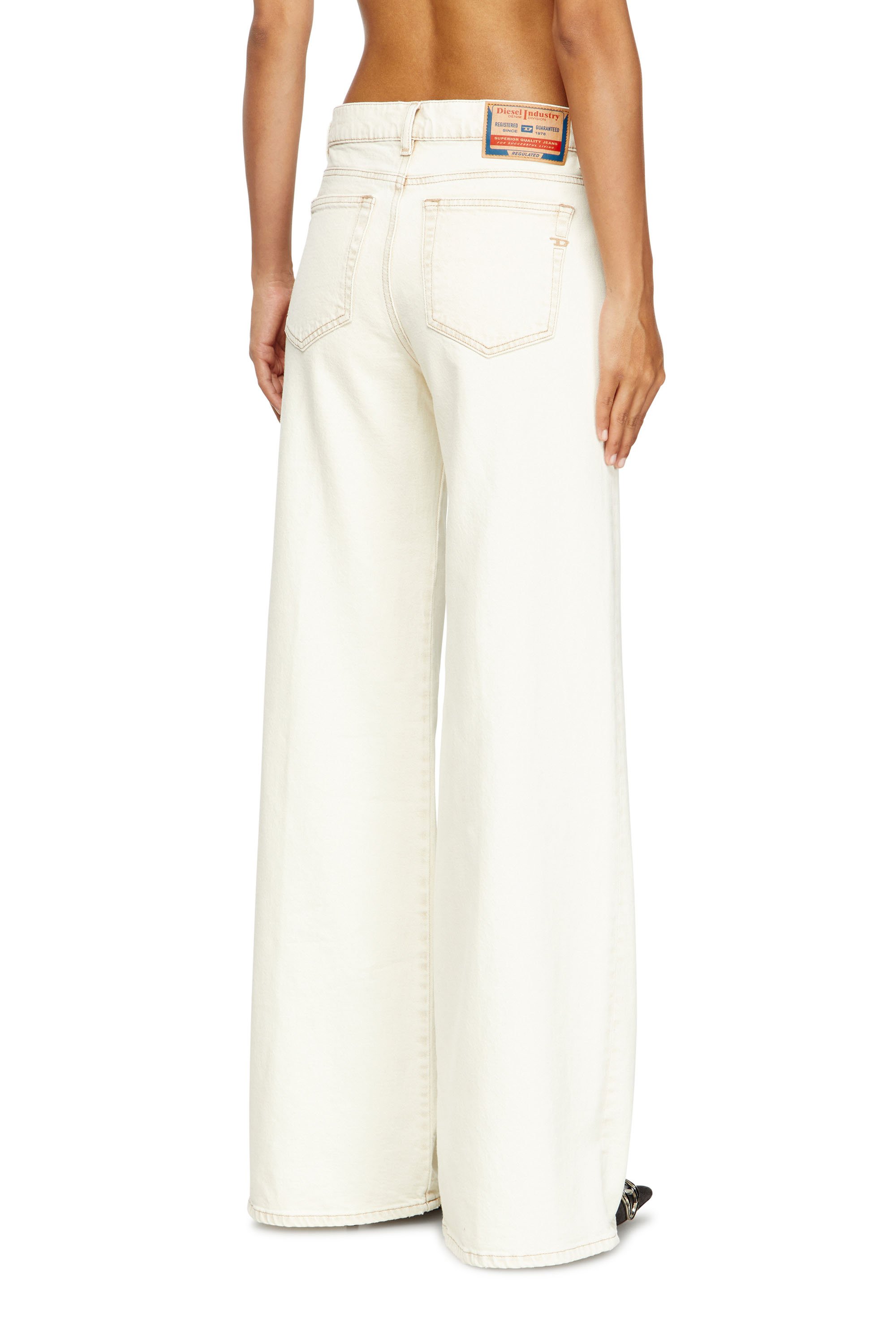 Diesel - Female's Flare Jeans 1978 D-Akemi 09M70, null - 4