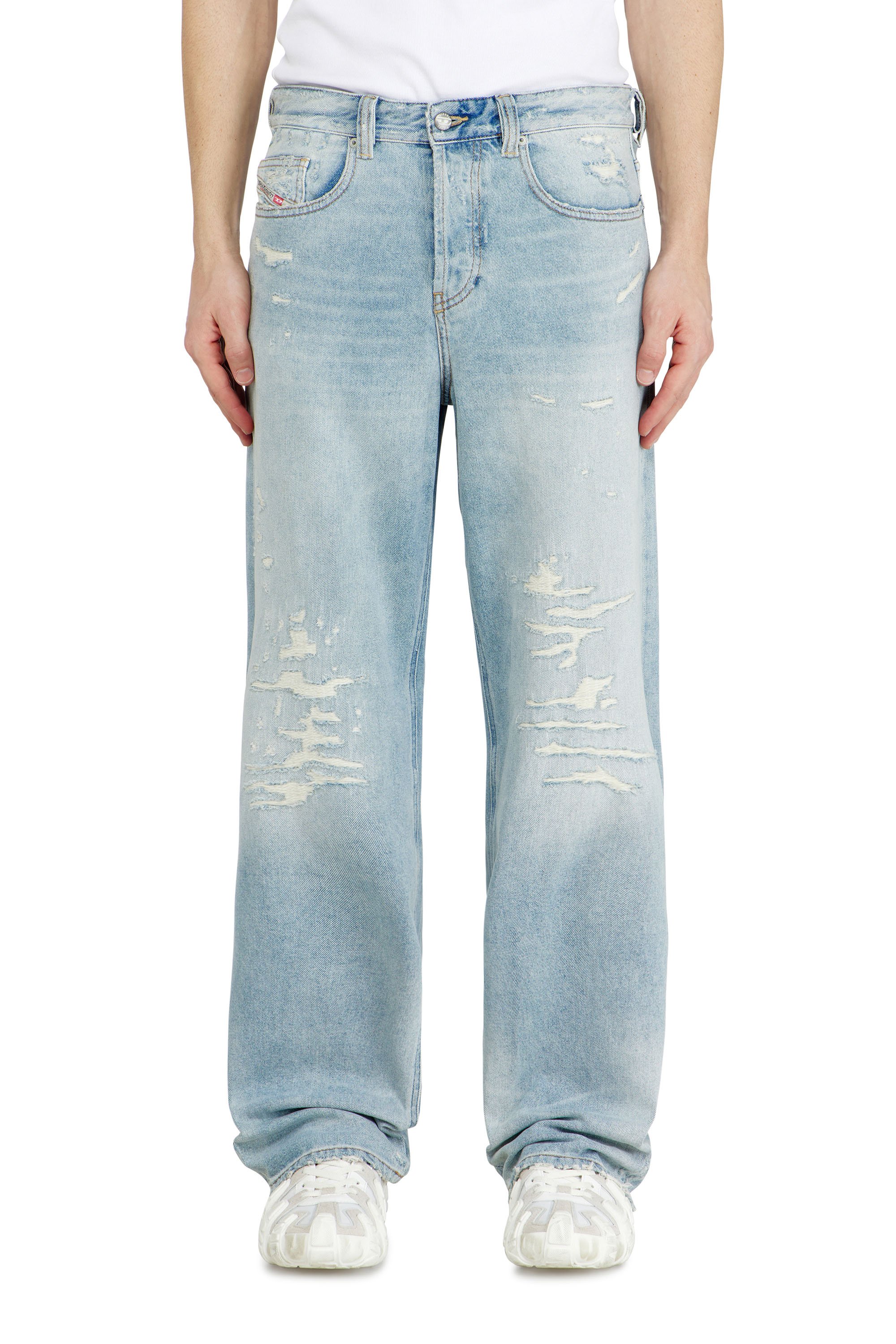 Diesel - Male's Relaxed Jeans 2001 D-Macro 09M53, ライトブルー - 4