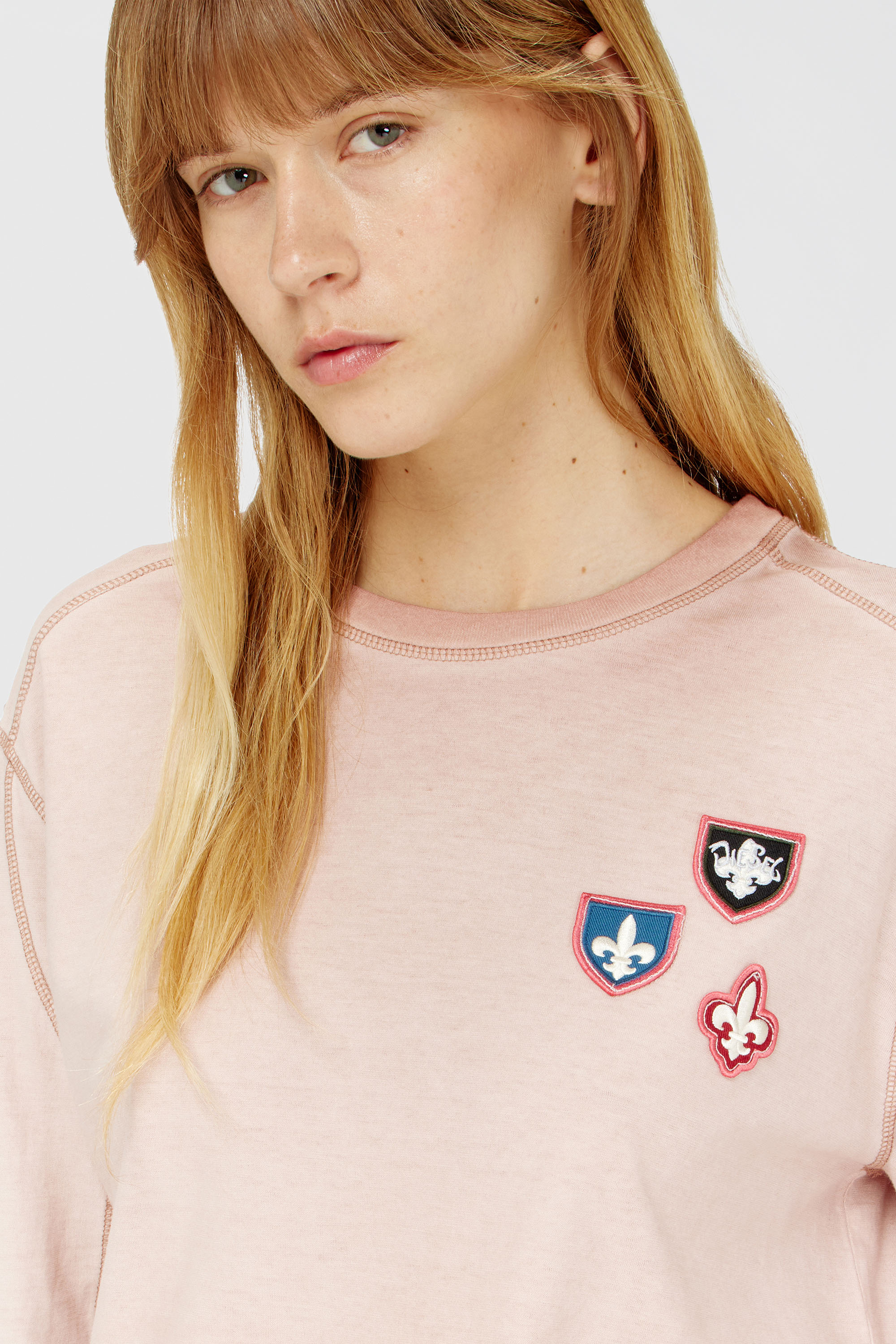 Diesel - T-BAWYE-LS, Female's 長袖Tシャツ in フェースパウダー - 5