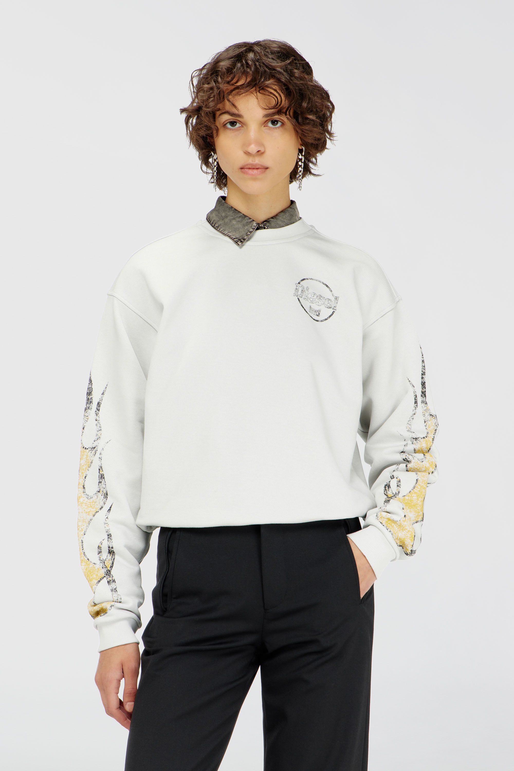 Diesel - F-CREWY-B3, Female's スウェットプルオーバー in ホワイト - 1