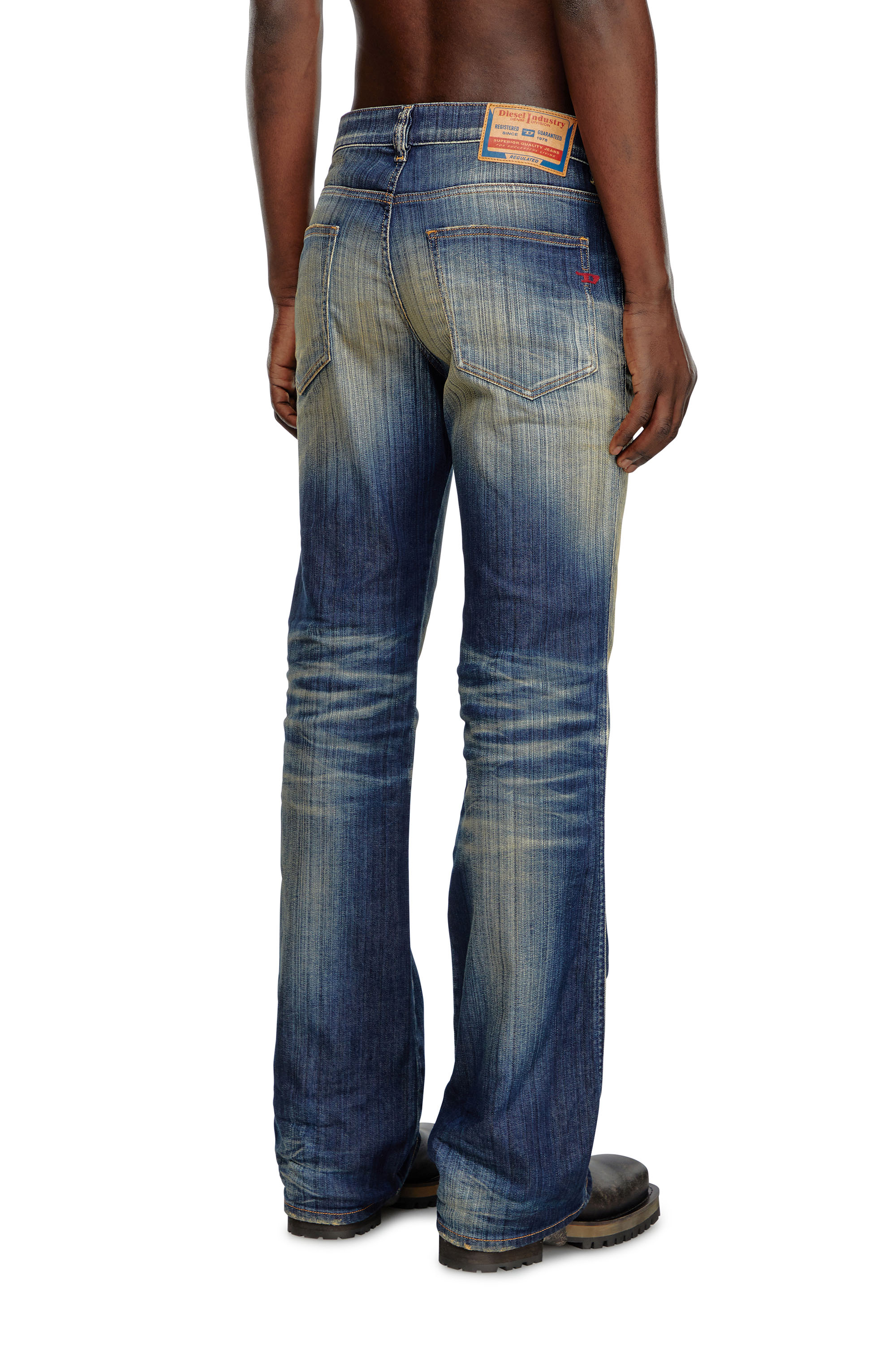 Diesel - Male's Bootcut Jeans 1998 D-Buck 09J46, ダークブルー - 4