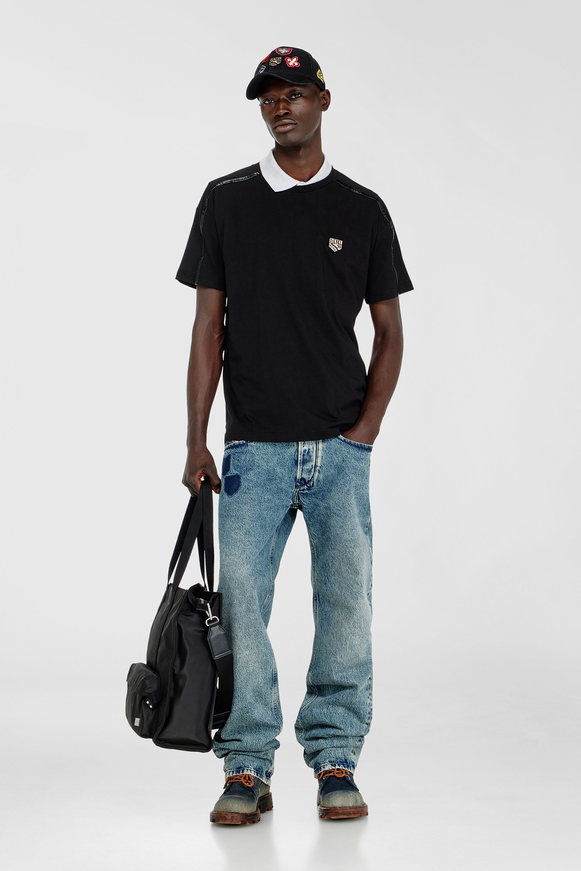 Diesel - T-NORM-FL, Male's Tシャツ in ブラック - 2