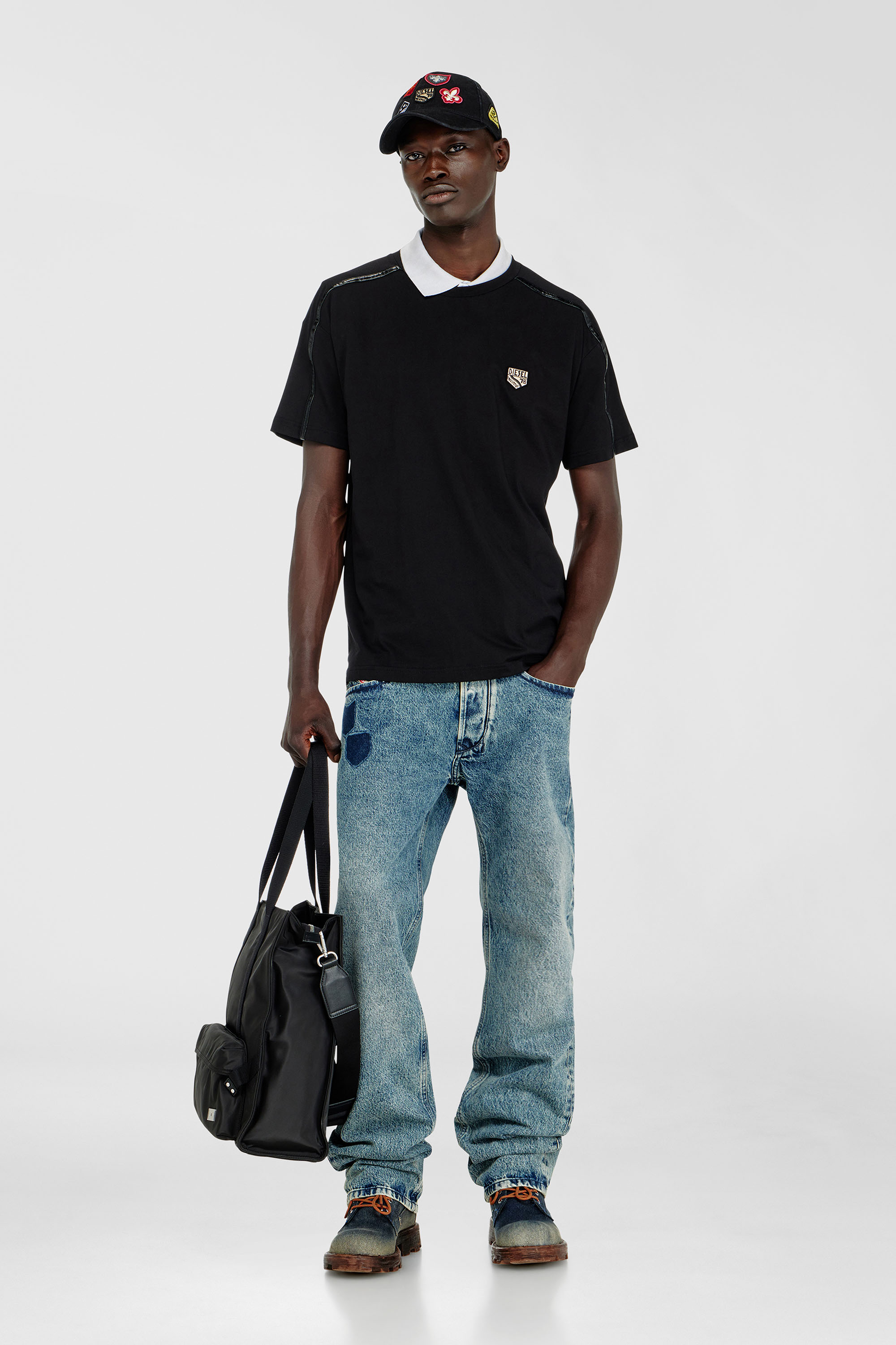 Diesel - T-NORM-FL, Male's Tシャツ in ブラック - 1