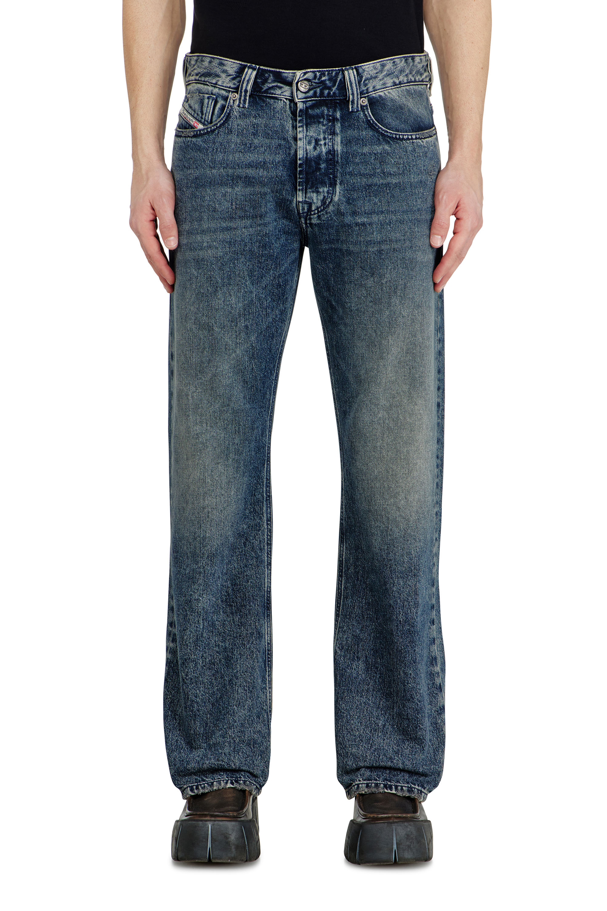 Diesel - Male's Relaxed Jeans 1980 D-Eeper 09N68, ダークブルー - 4