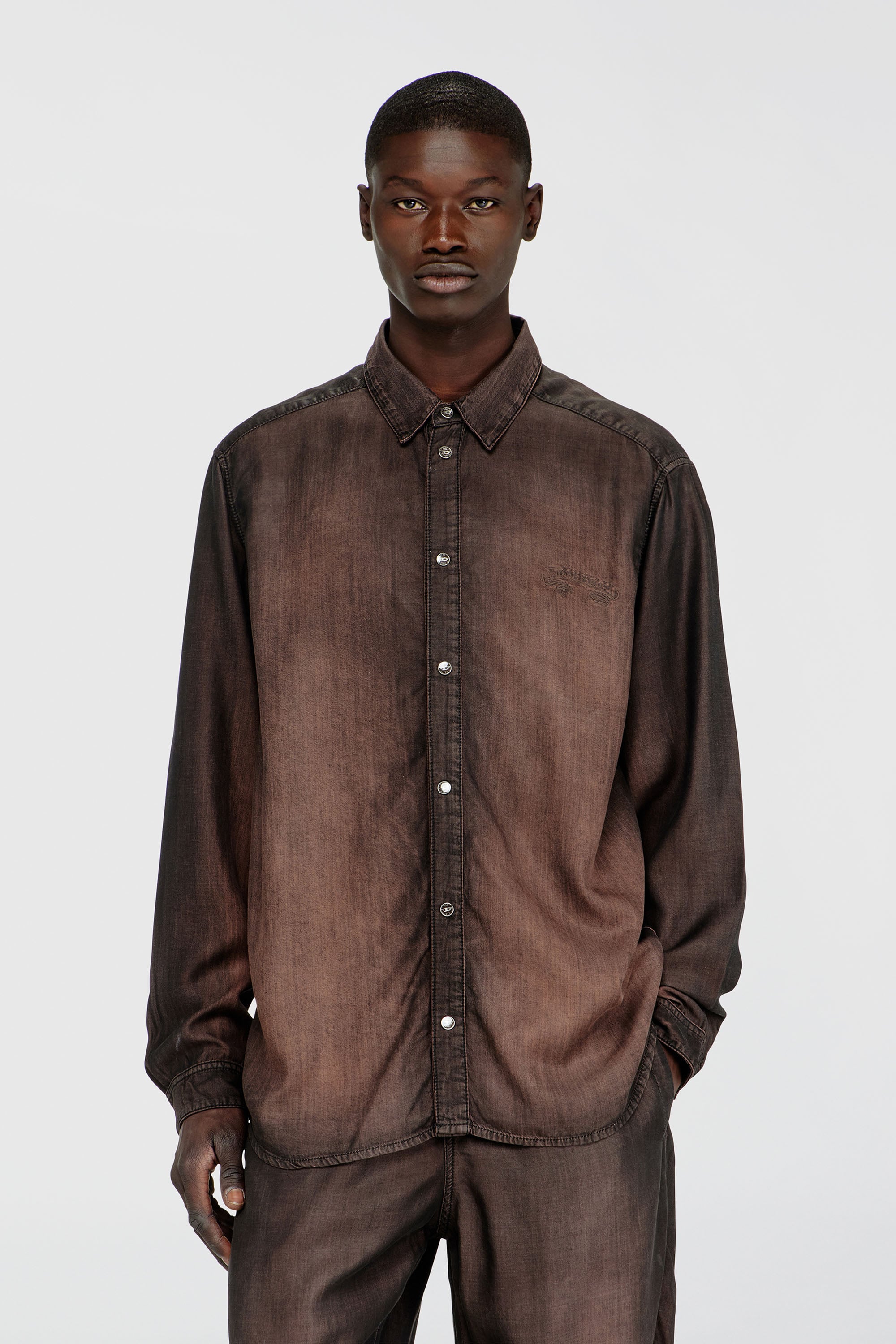 Diesel - D-SIMPLY-S16, Male's デニムシャツ in ブラウン - 1