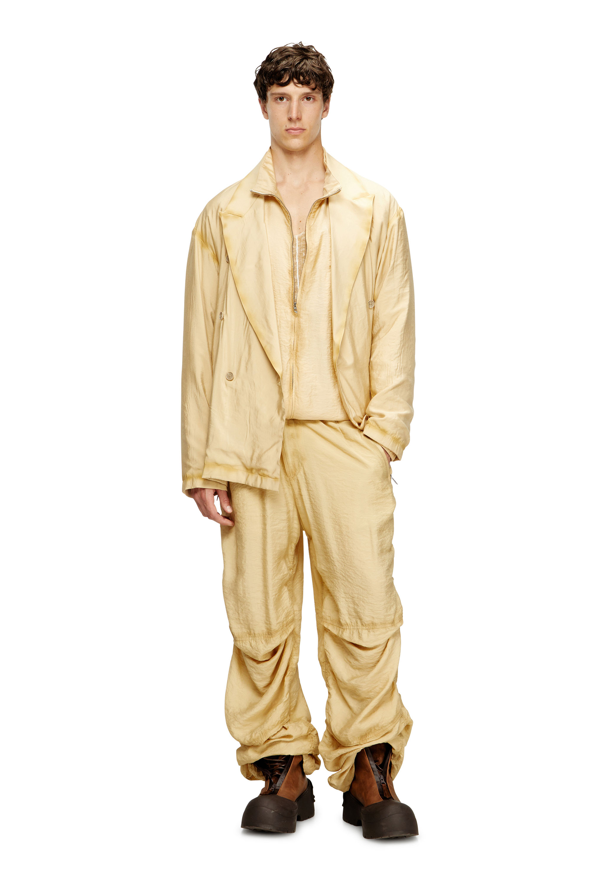 Diesel - J-KEYSERY, Male's Double-breasted blazer in wrinkled shell in ベージュ - 2