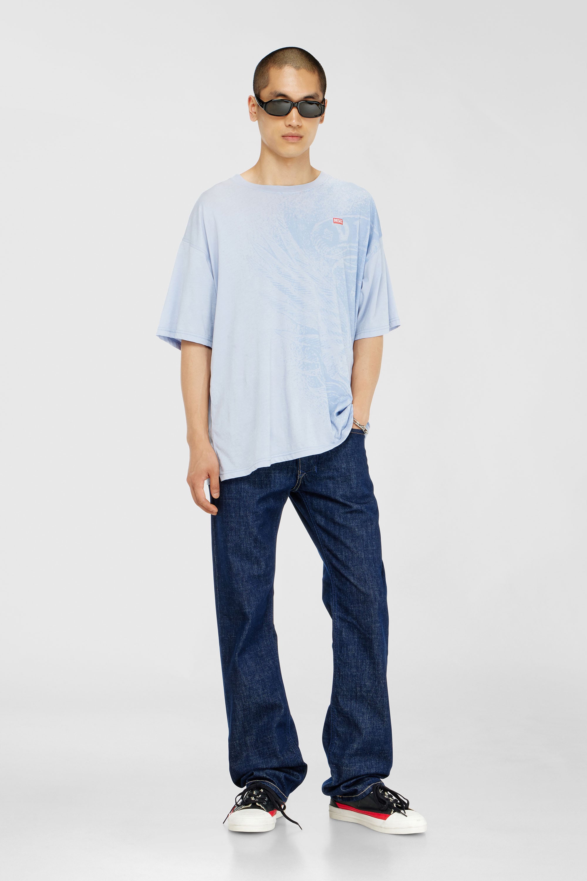 Diesel - T-BOXT-AA3, Male's Tシャツ in ライトブルー - 2