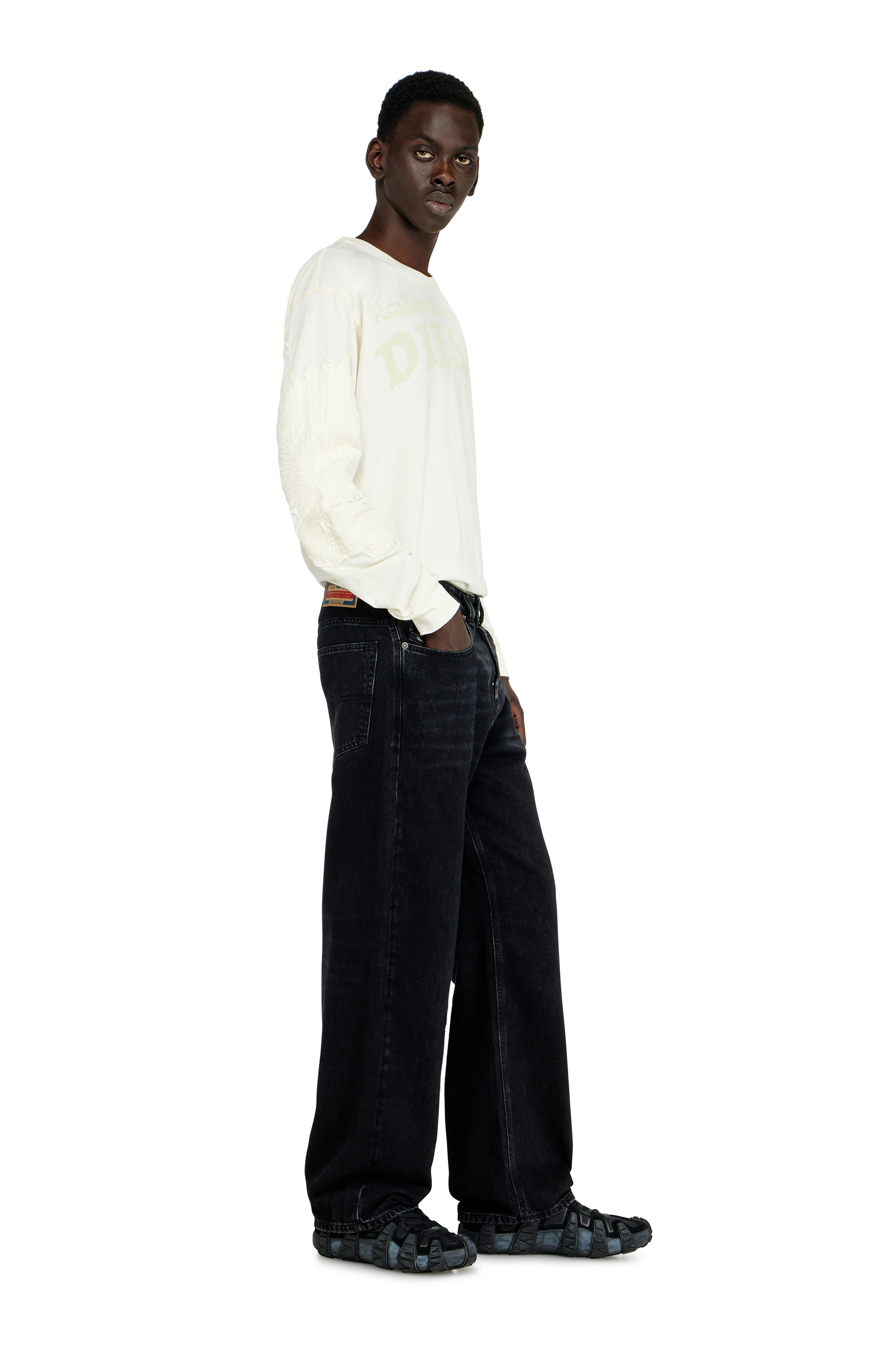 Diesel - Male's Relaxed Jeans 2001 D-Macro 09P09, ブラック/ダークグレー - 3
