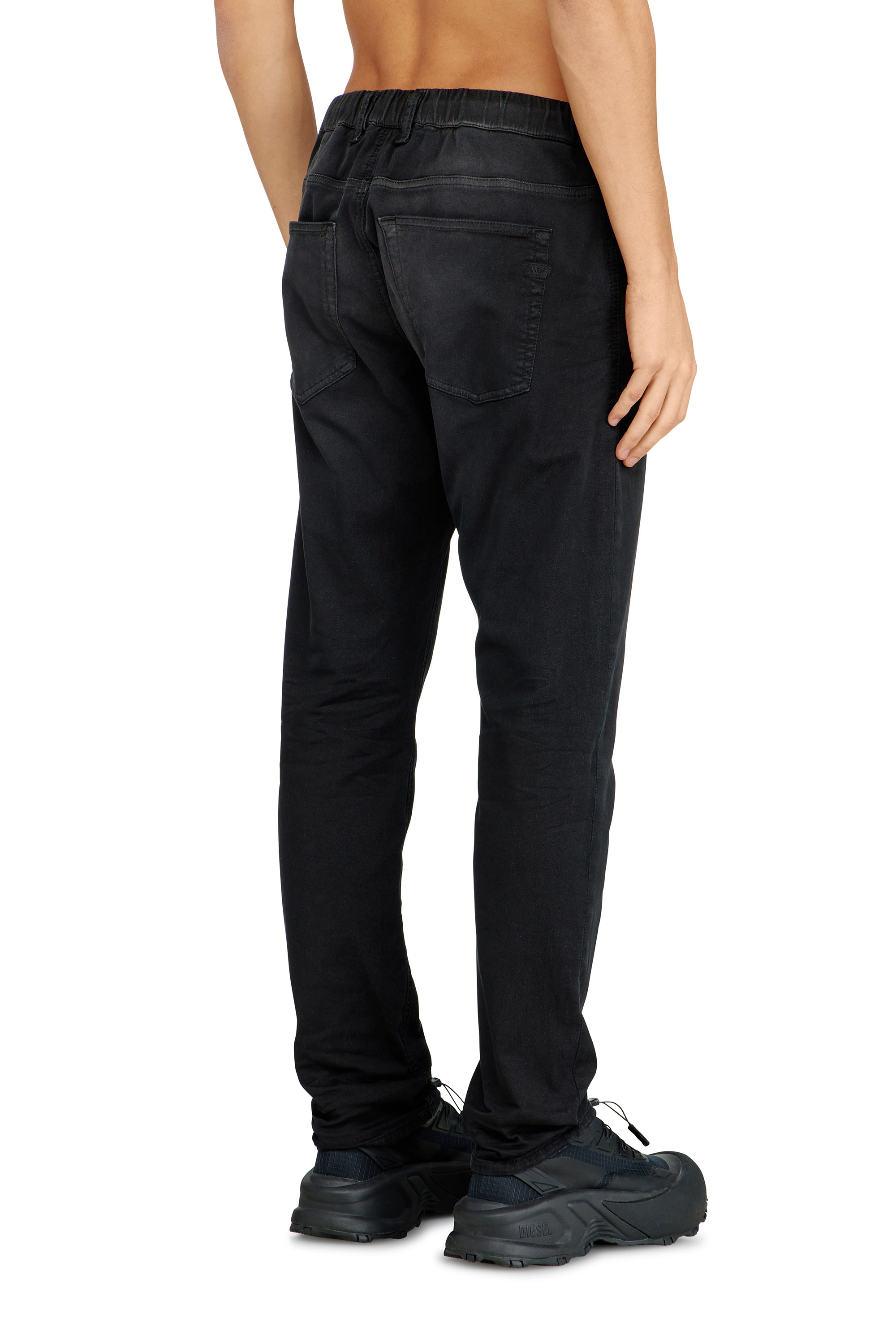 Diesel - Male's Regular 2032 D-Krooley-BW Joggjeans&reg; 0670M, ブラック - 4