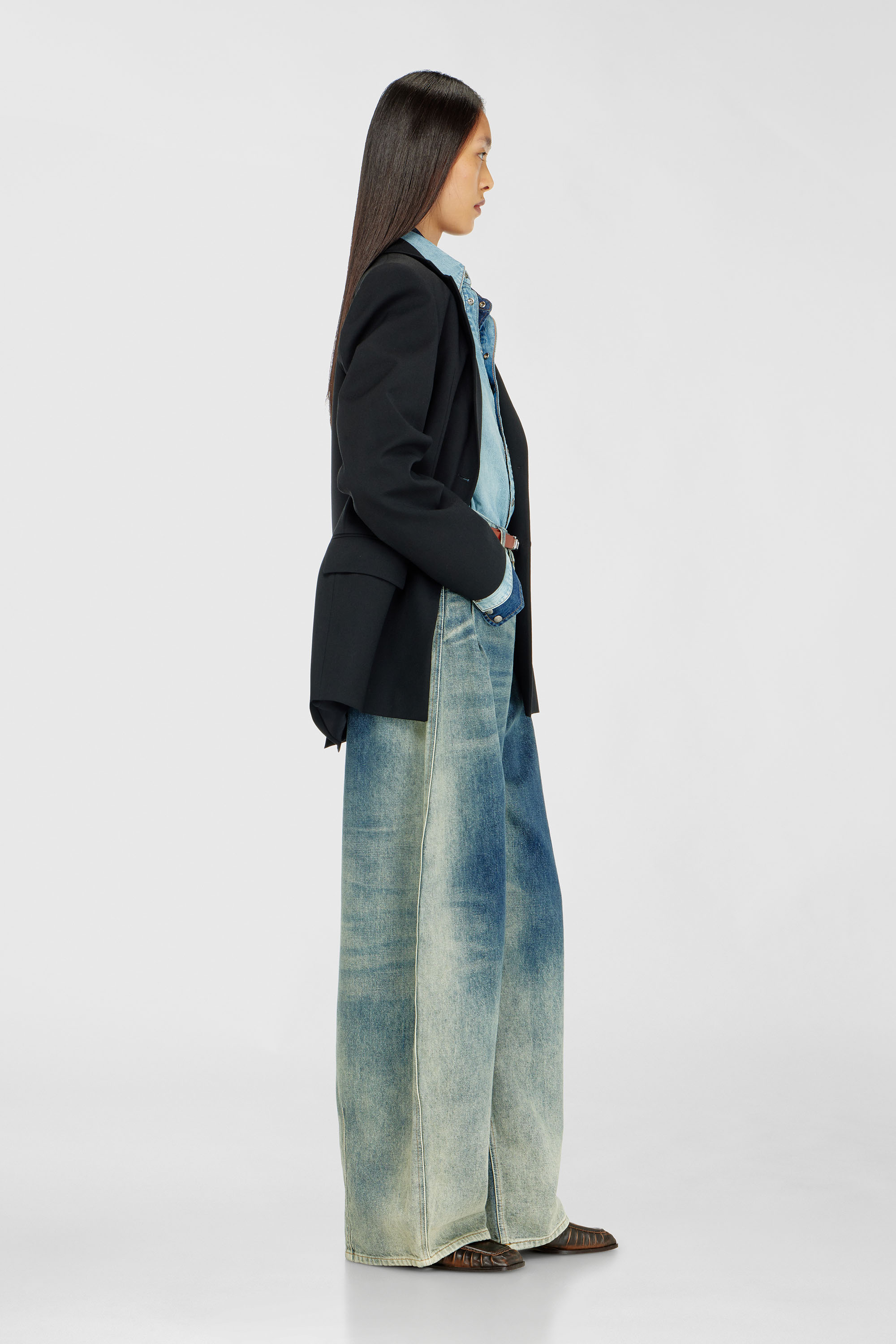 Diesel - Female's Relaxed Jeans 1987 D-Khelz 007EF, ミディアムブルー - 2