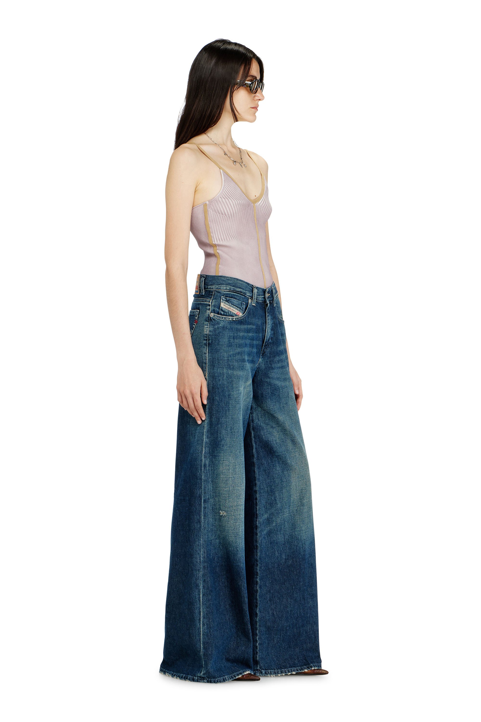Diesel - Female's Flare Jeans 1978 D-Akemi 09N70, ダークブルー - 2