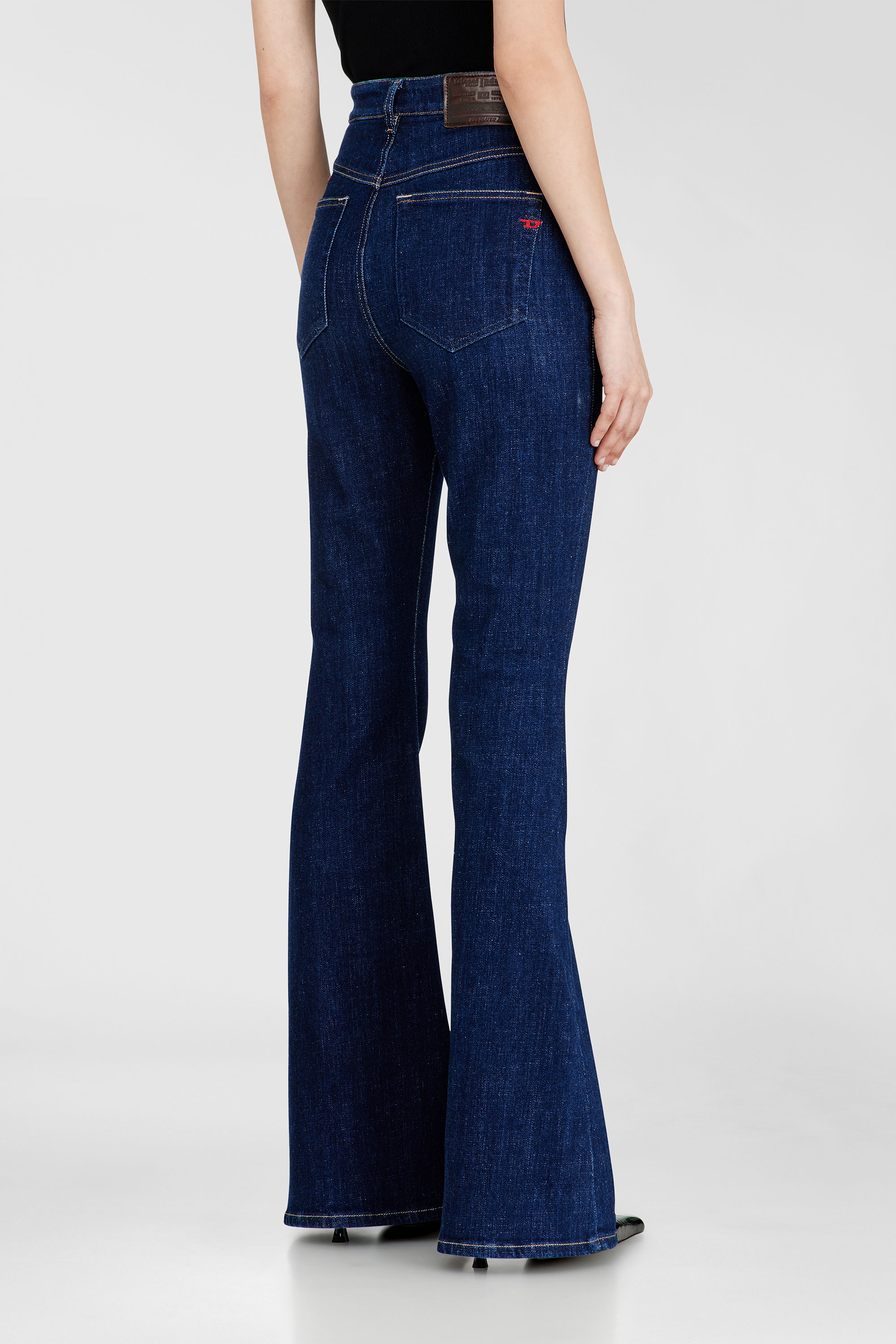 Diesel - Female's Bootcut Jeans 1973 D-Partt 09Q03, ダークブルー - 5