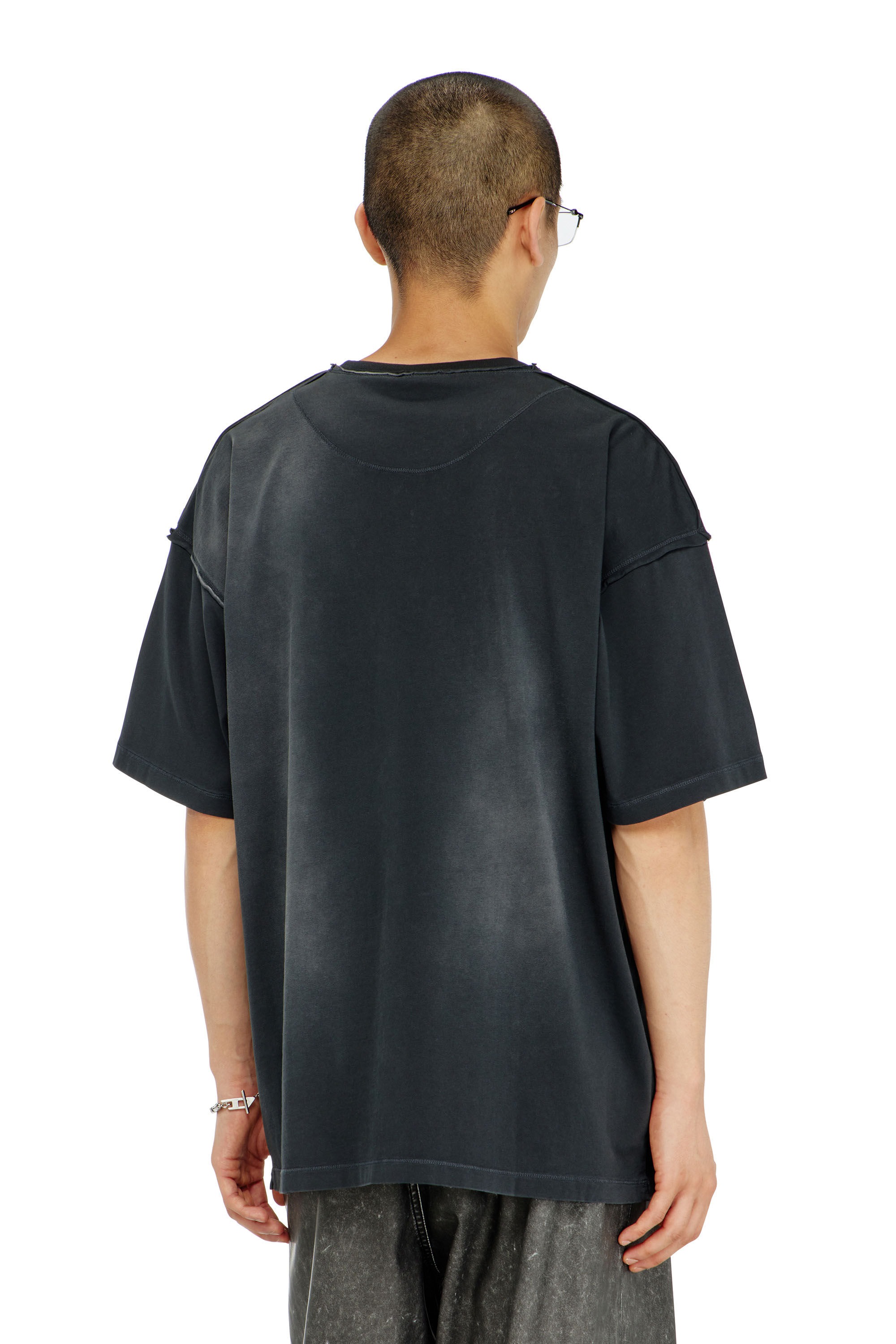 Diesel - T-POCK, Male's Tシャツ in ブラック - 4