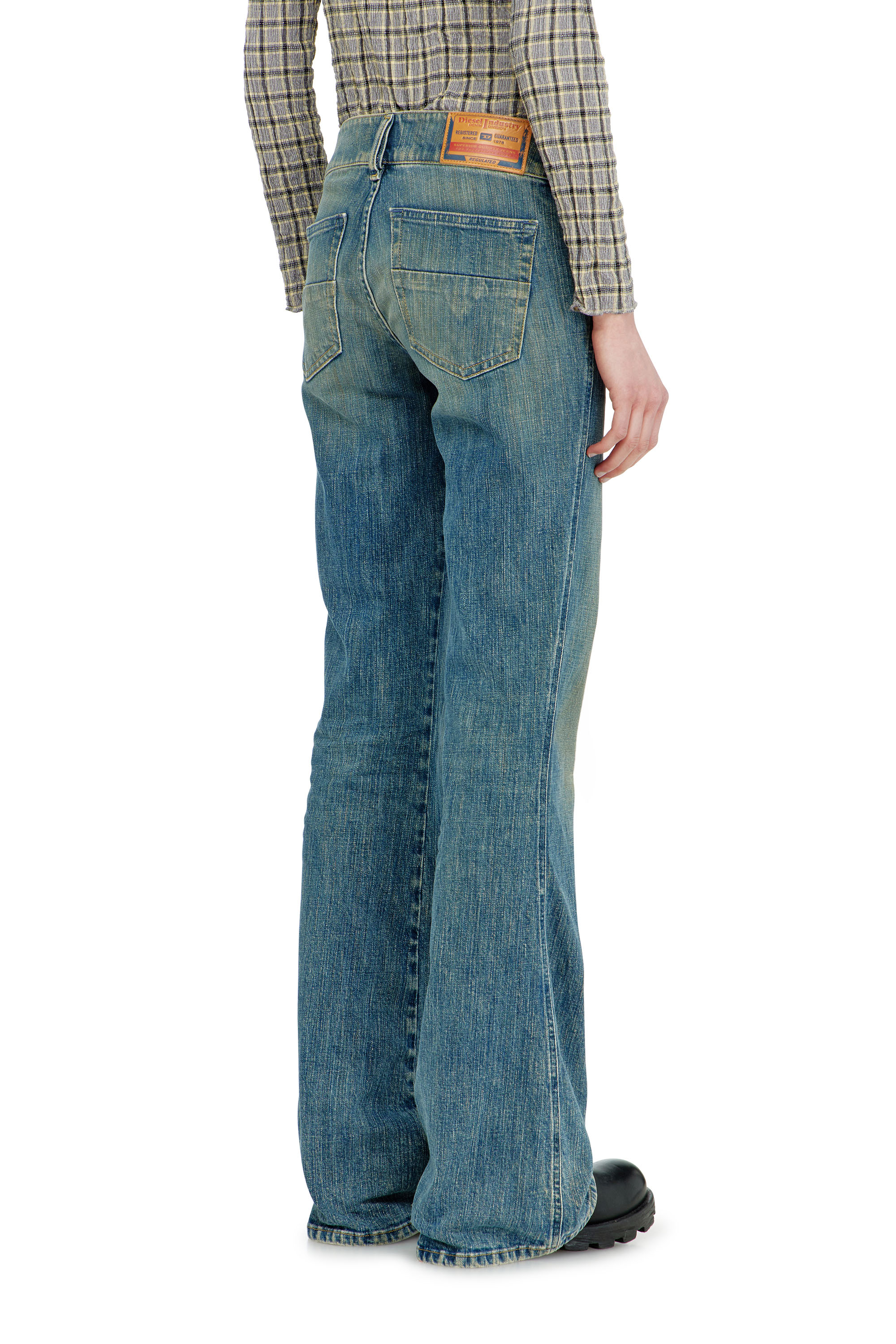 Diesel - Female's Bootcut Jeans D-Hush 007EJ, ミディアムブルー - 5