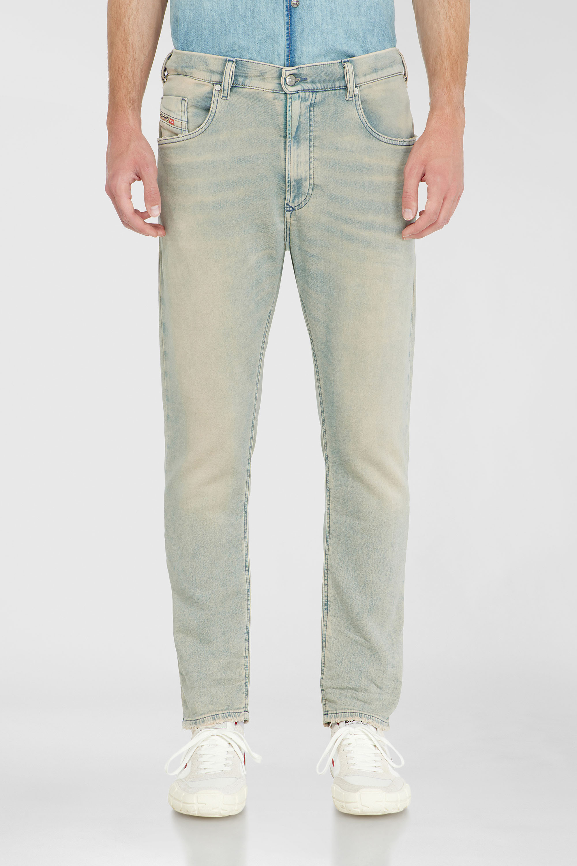 Diesel - Male's Regular 2032 D-Krooley-BW Joggjeans&reg; 068WK, ライトブルー - 1