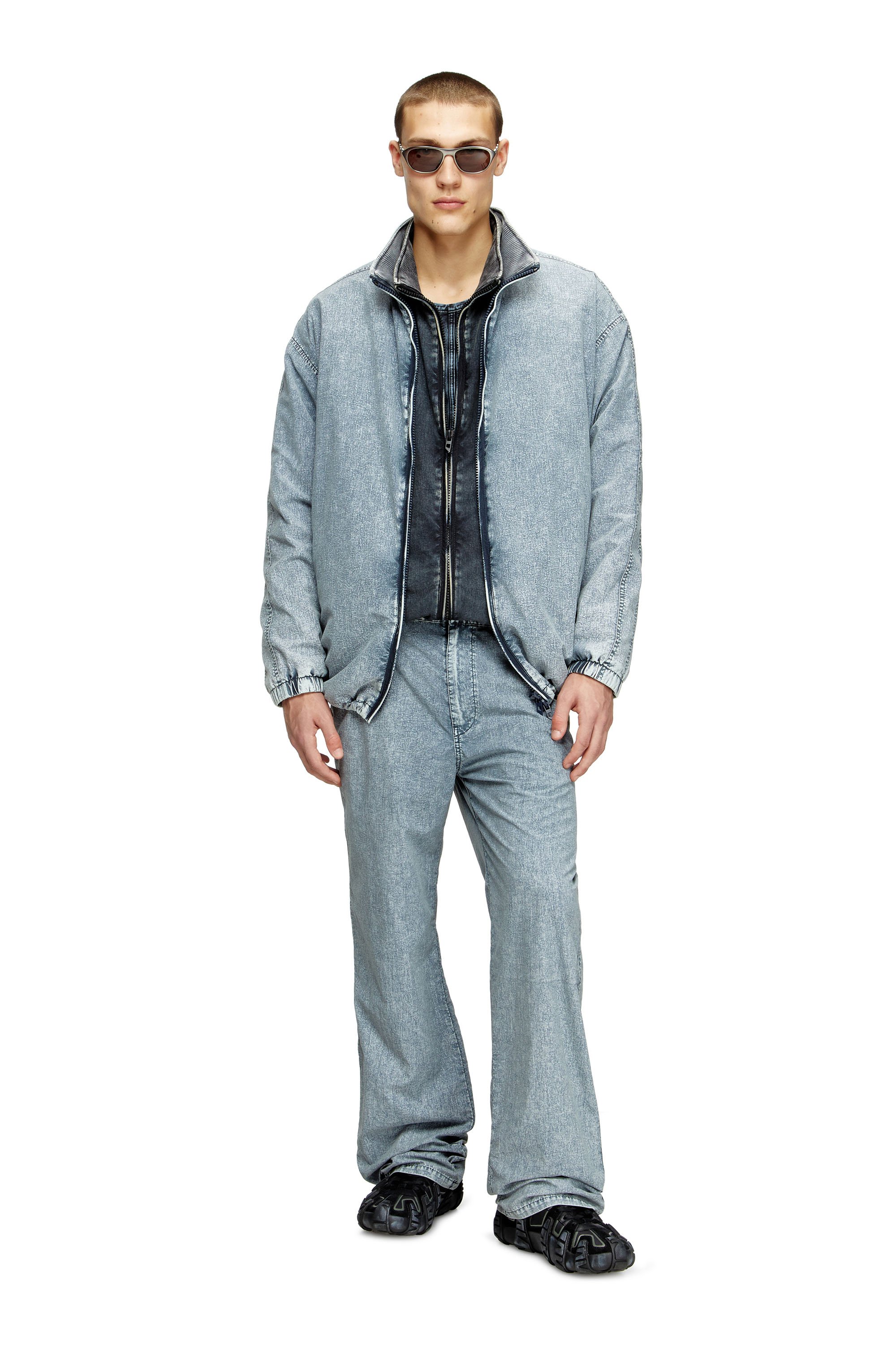 Diesel - P-HANTIK-CHINO, Male's Chino pants in recycled nylon taslan in ライトブルー - 2
