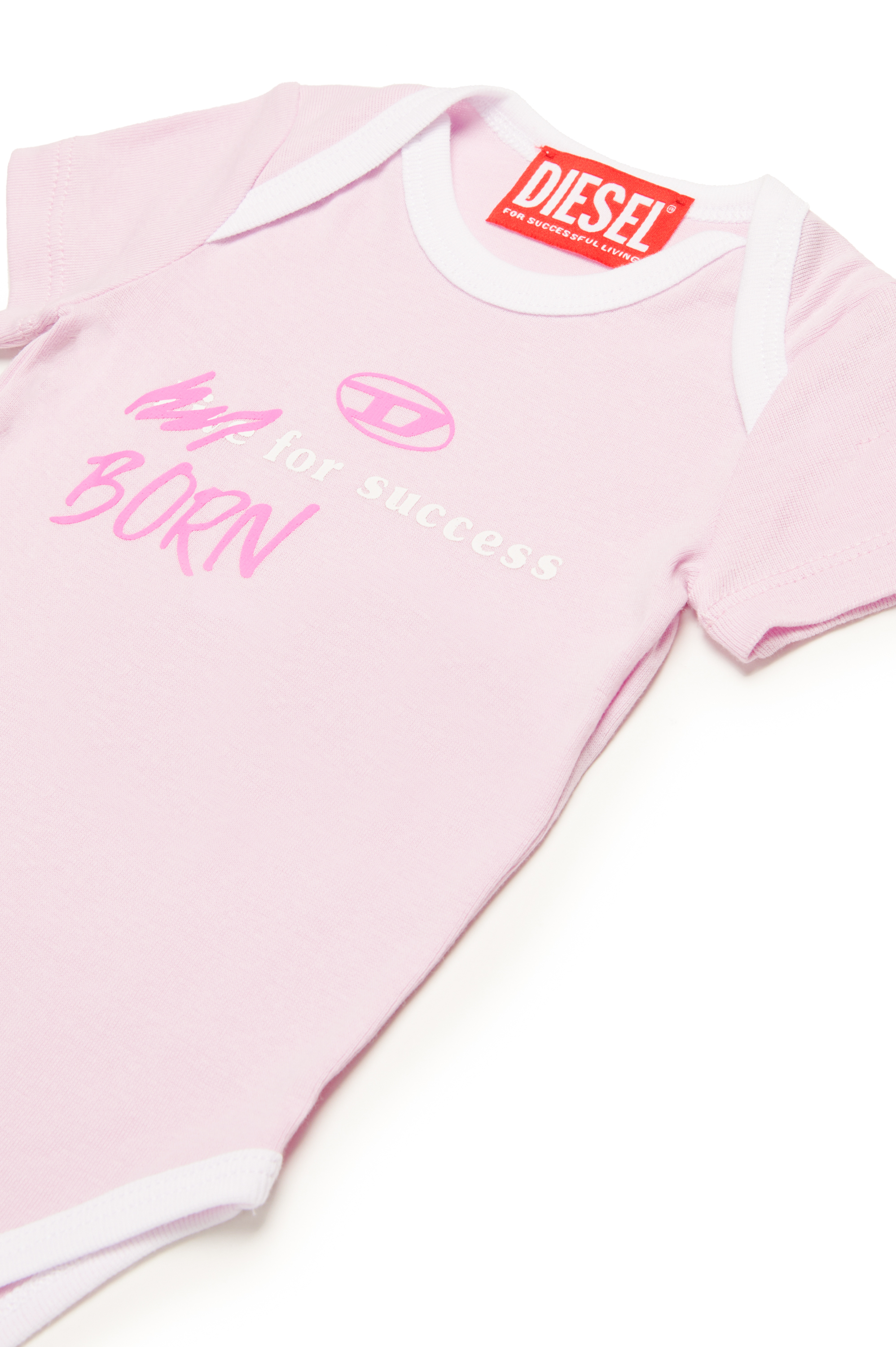 Diesel - URMAS-NB, Unisex's Born For Success newborn bodysuit in ピンク / ホワイト - 3