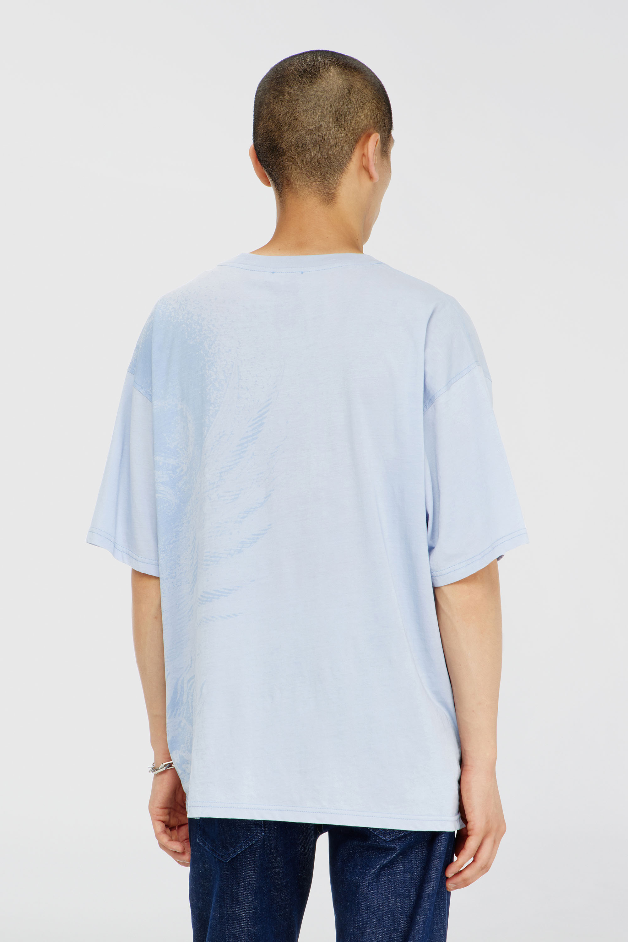 Diesel - T-BOXT-AA3, Male's Tシャツ in ライトブルー - 4