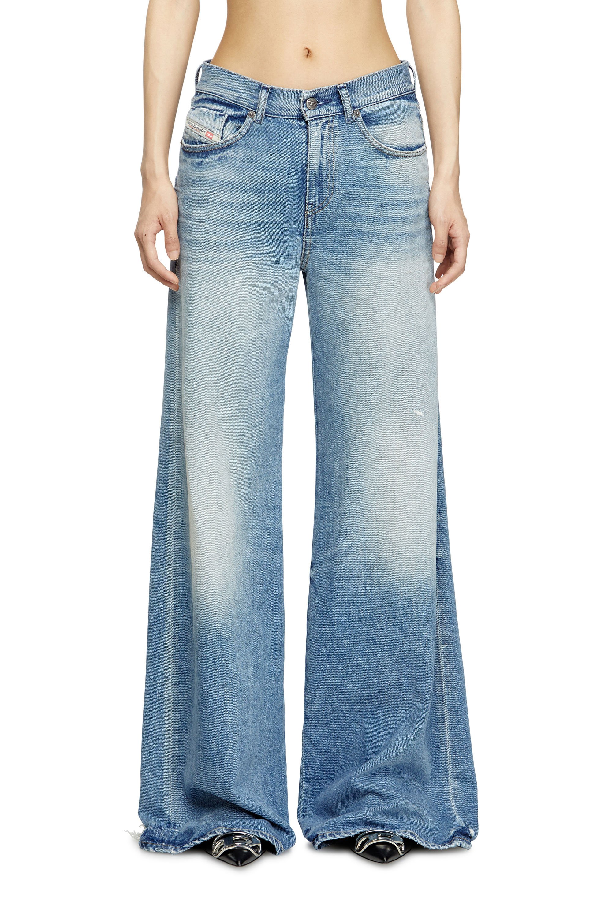 Diesel - Female's Flare Jeans 1978 D-Akemi 09M07, ライトブルー - 1