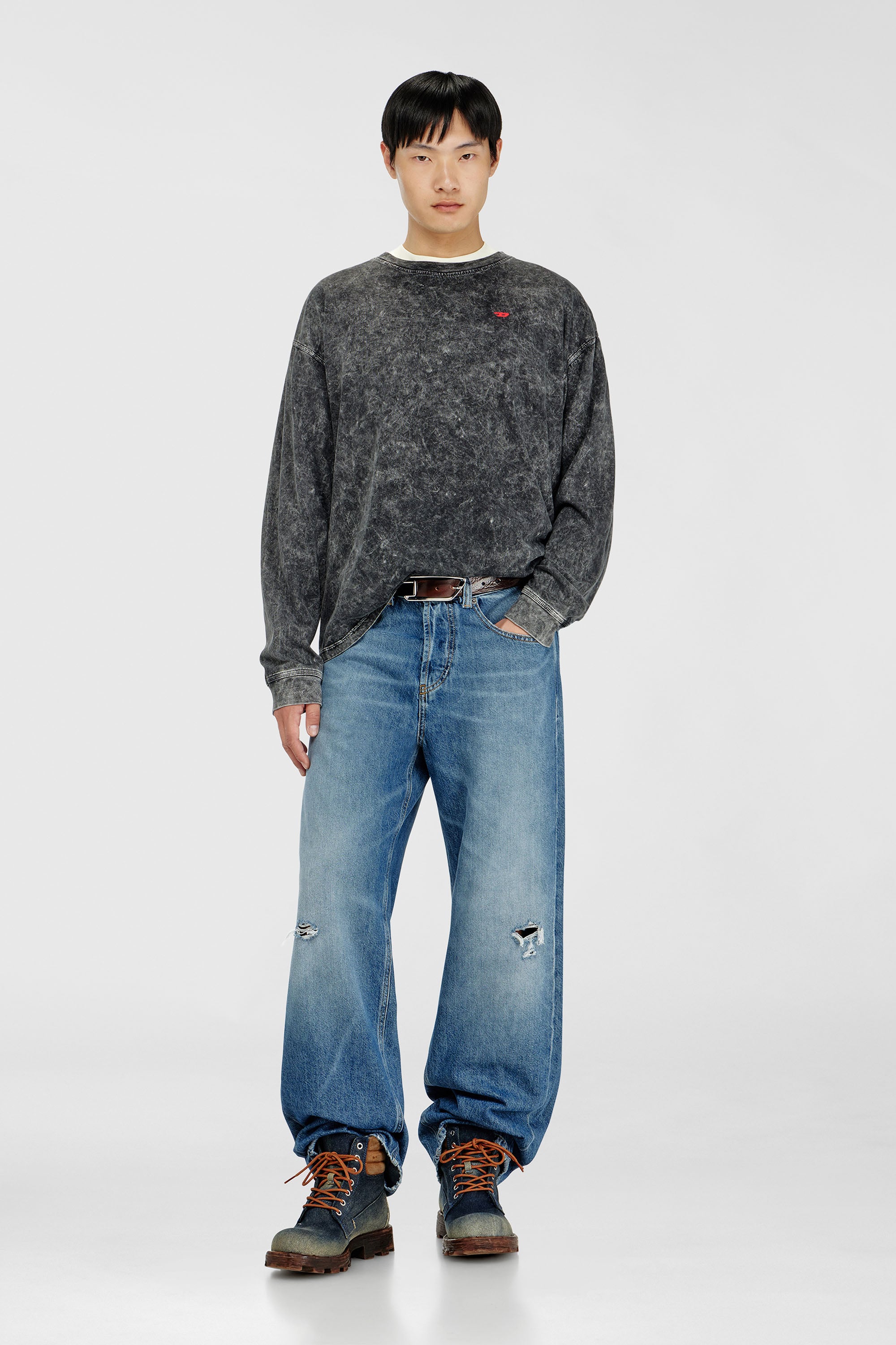 Diesel - T-BOXT-LS-AA5, Male's 長袖Tシャツ in ダークグレー - 2
