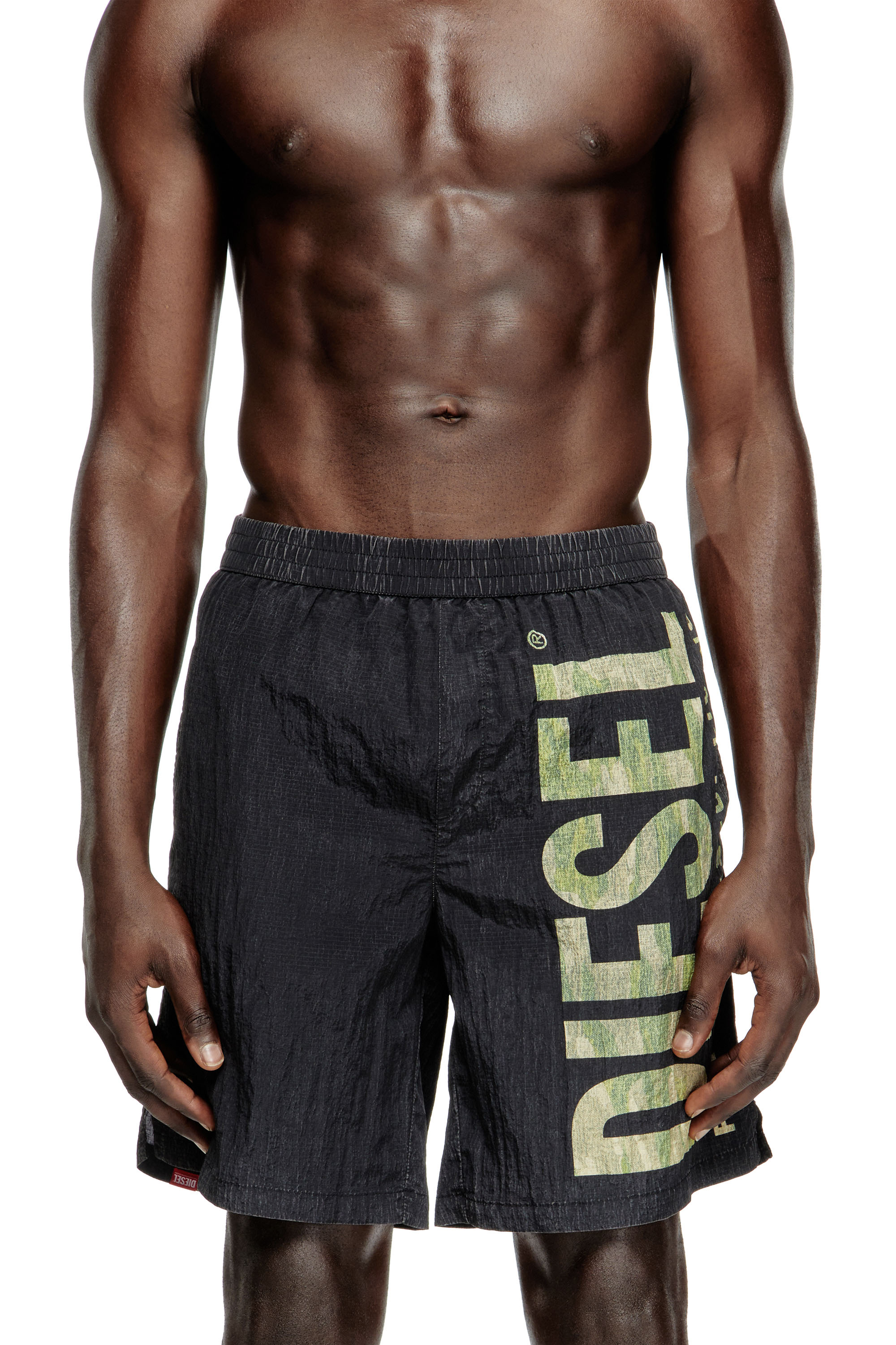 Diesel - POWEL-47.5-UTLT, Male's スイムパンツ in ブラック/グリーン - 1