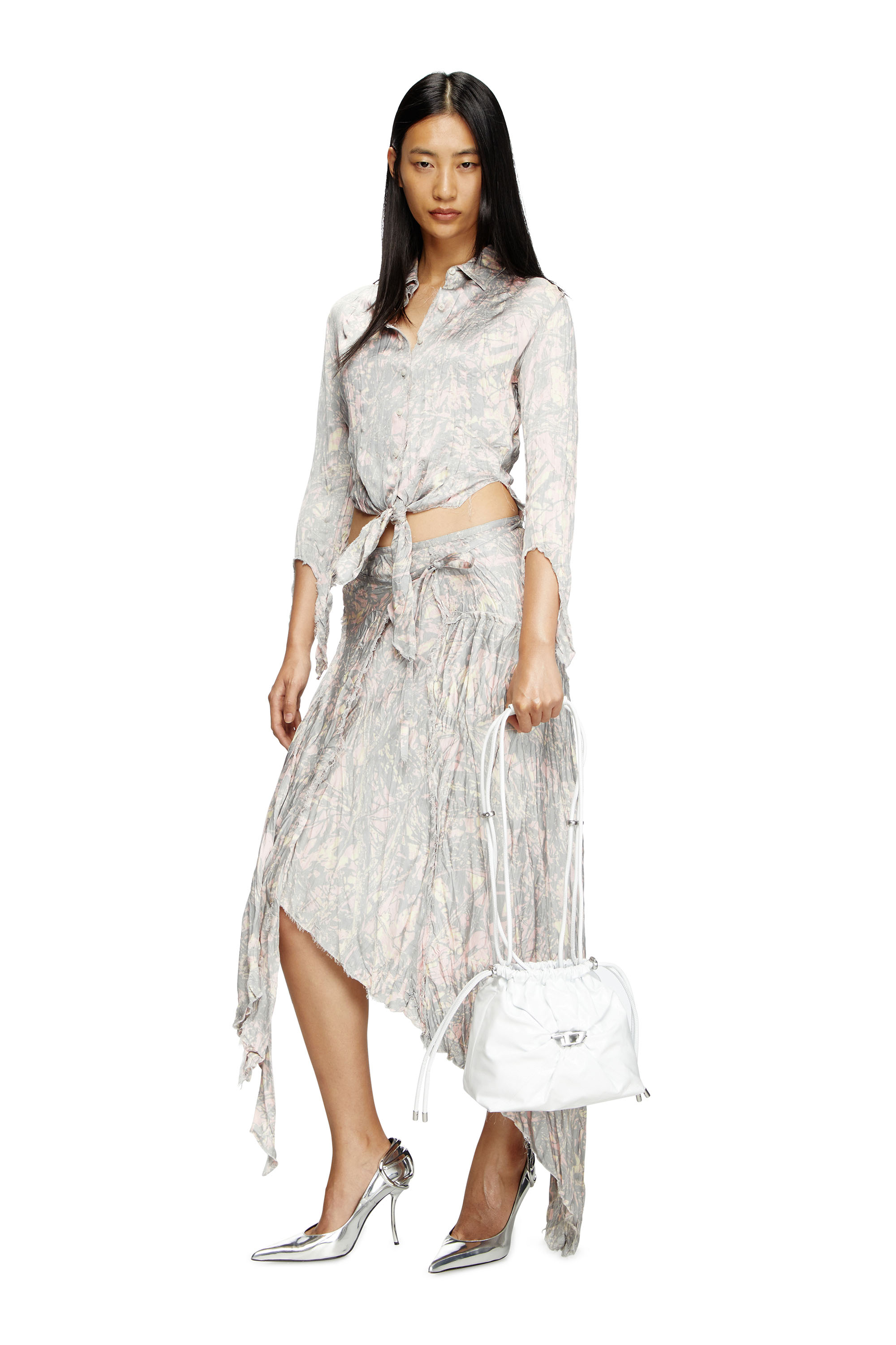 Diesel - SCRUNCH-D BUCKET, Female's Scrunch-D-Bucket bag in shiny wrinkled leather in ホワイト - 6