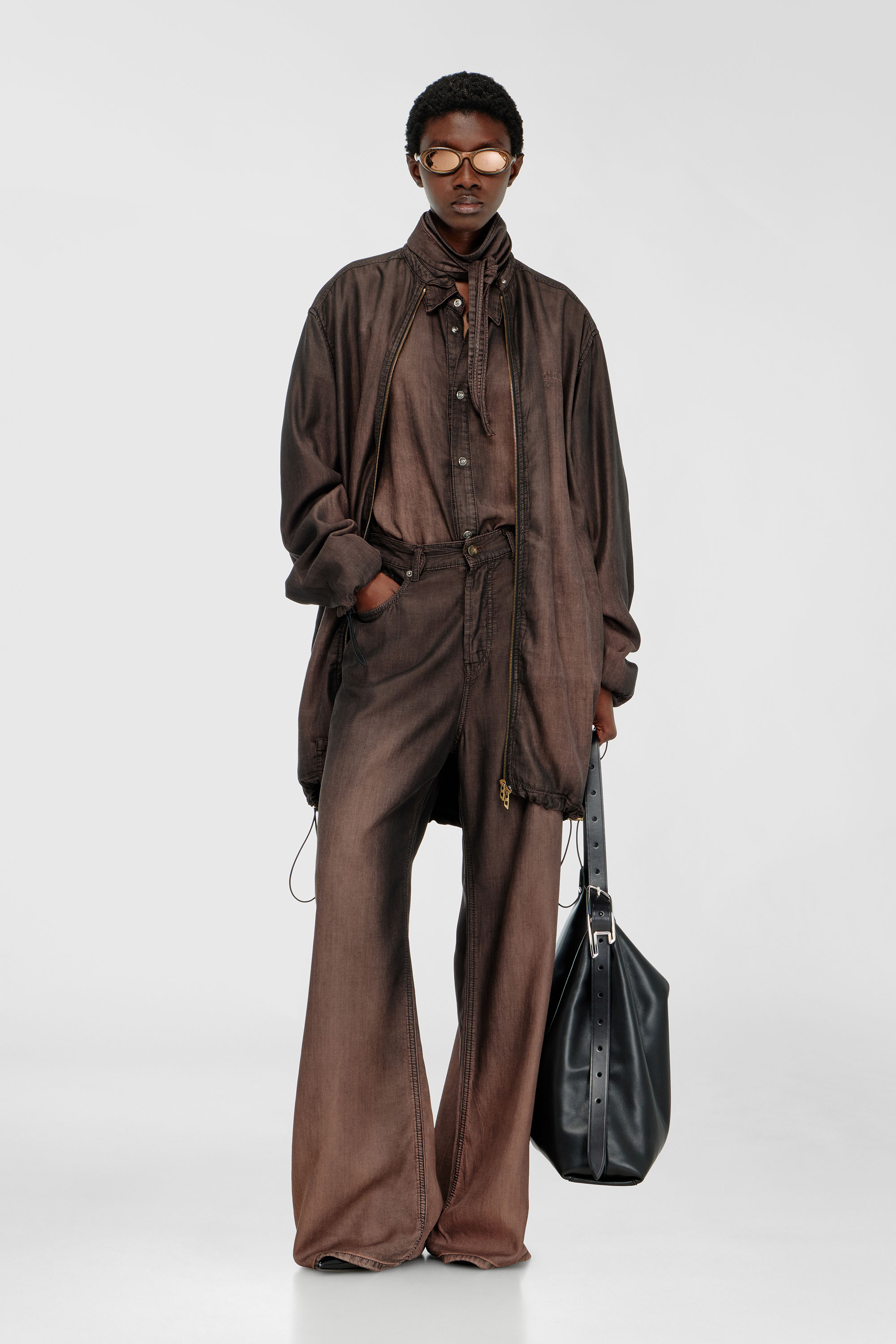 Diesel - DE-TROIT-S, Female's デニムジャケット in ブラウン - 1