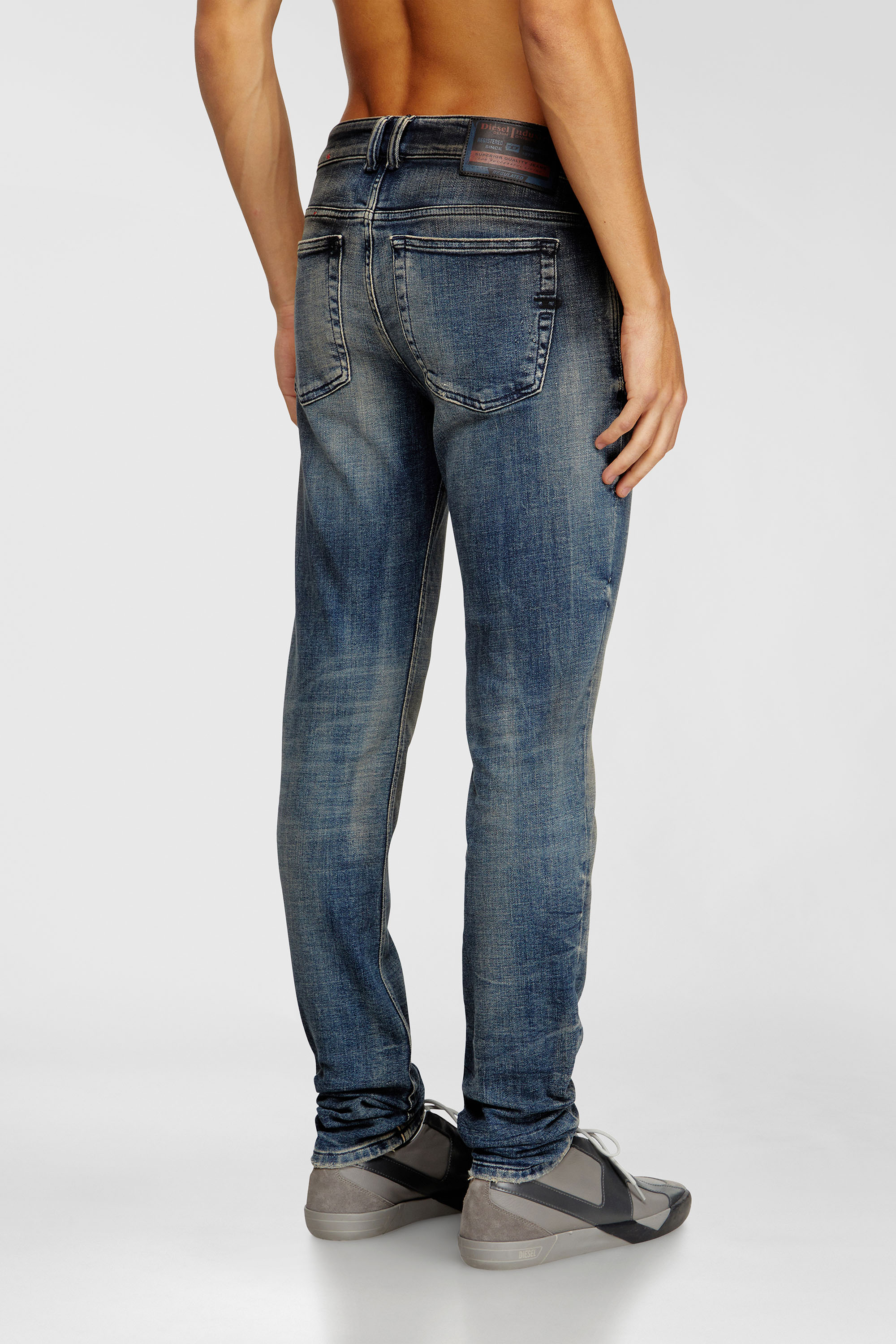 Diesel - Male's Skinny Jeans 1979 Sleenker 09N15, ミディアムブルー - 3