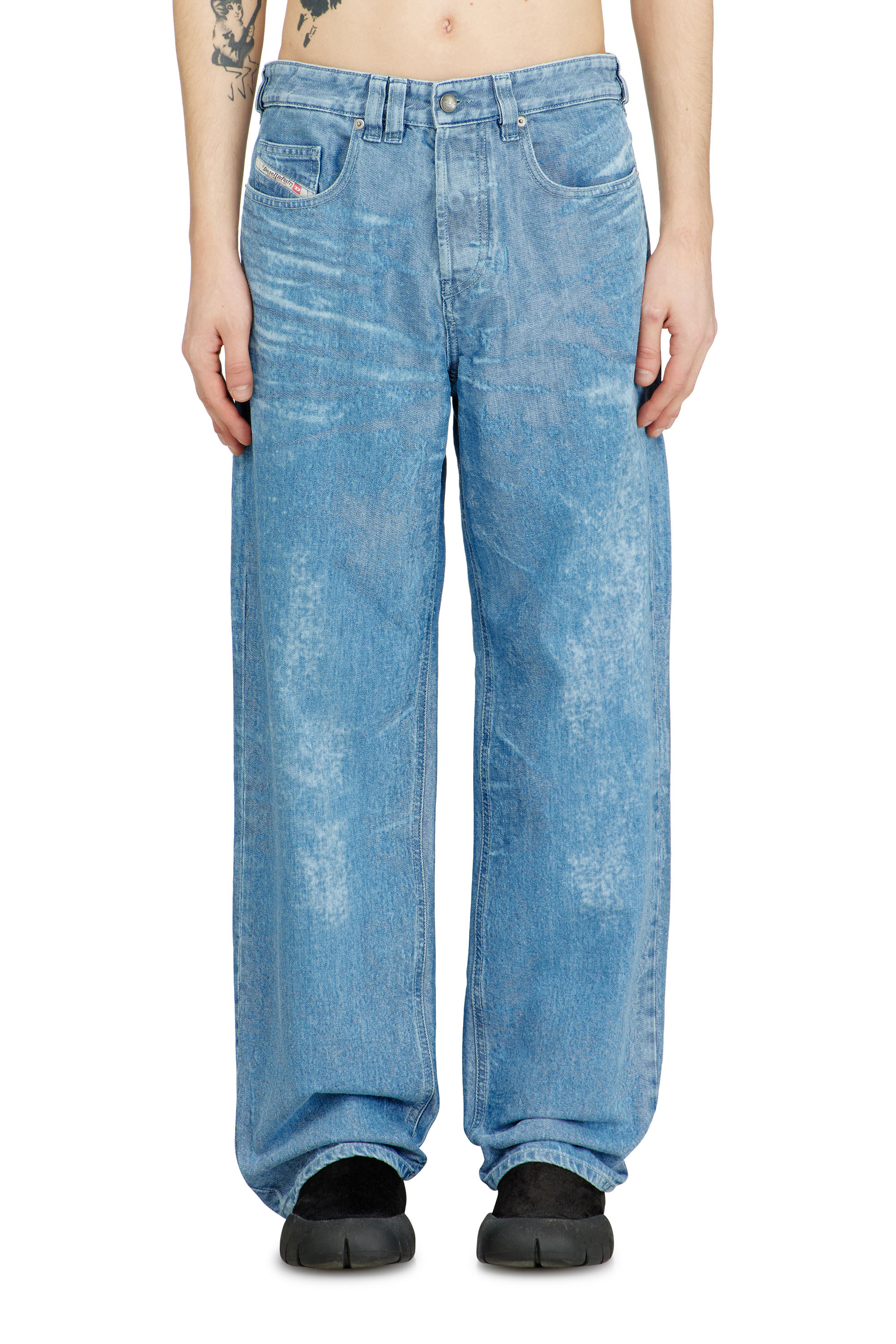 Diesel - Male's Relaxed Jeans 2001 D-Macro 09P23, ライトブルー - 3