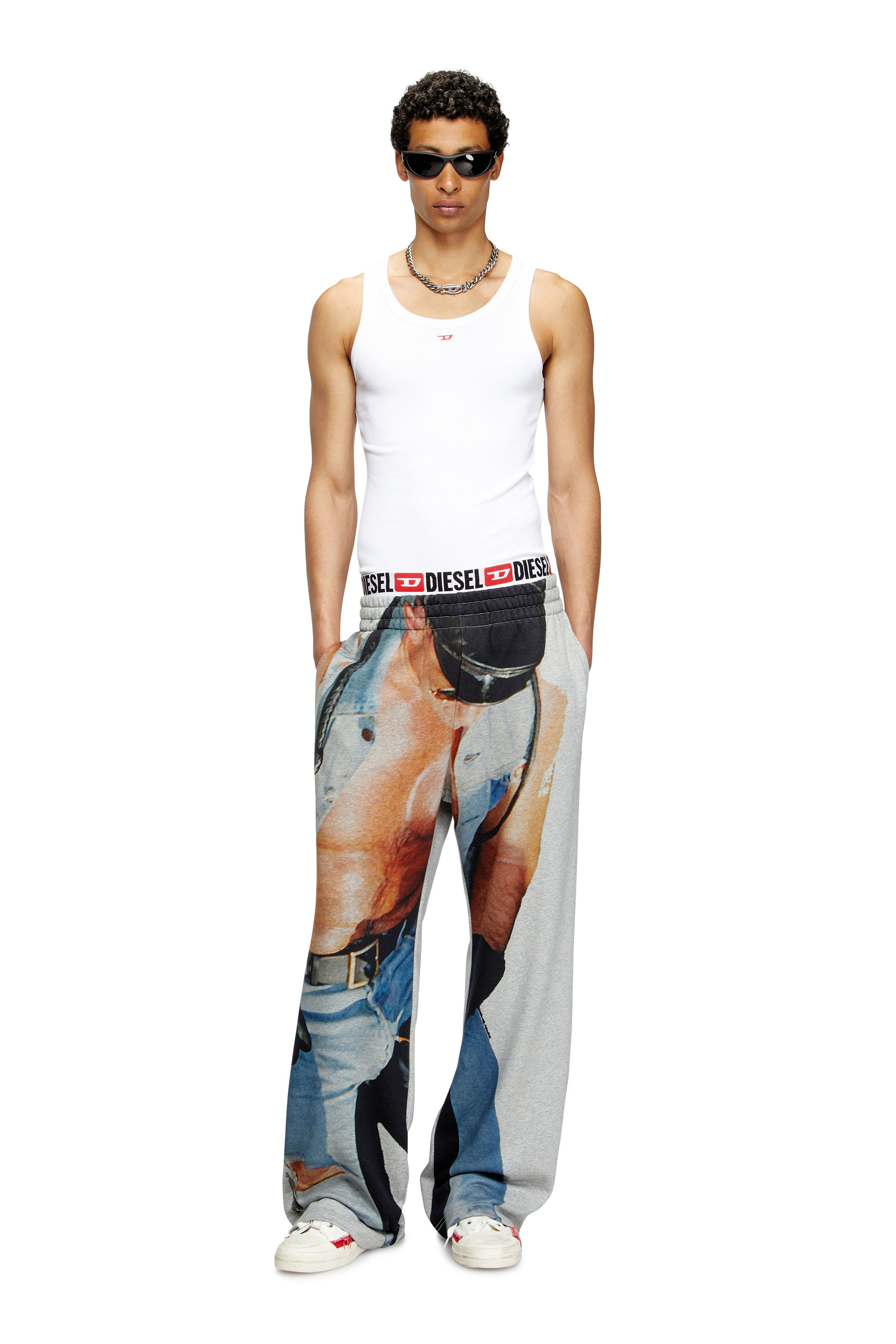 Diesel - PR-P-MARTAINS-TOM25, Unisex's Sweatpants with graphic print in グレー - 1