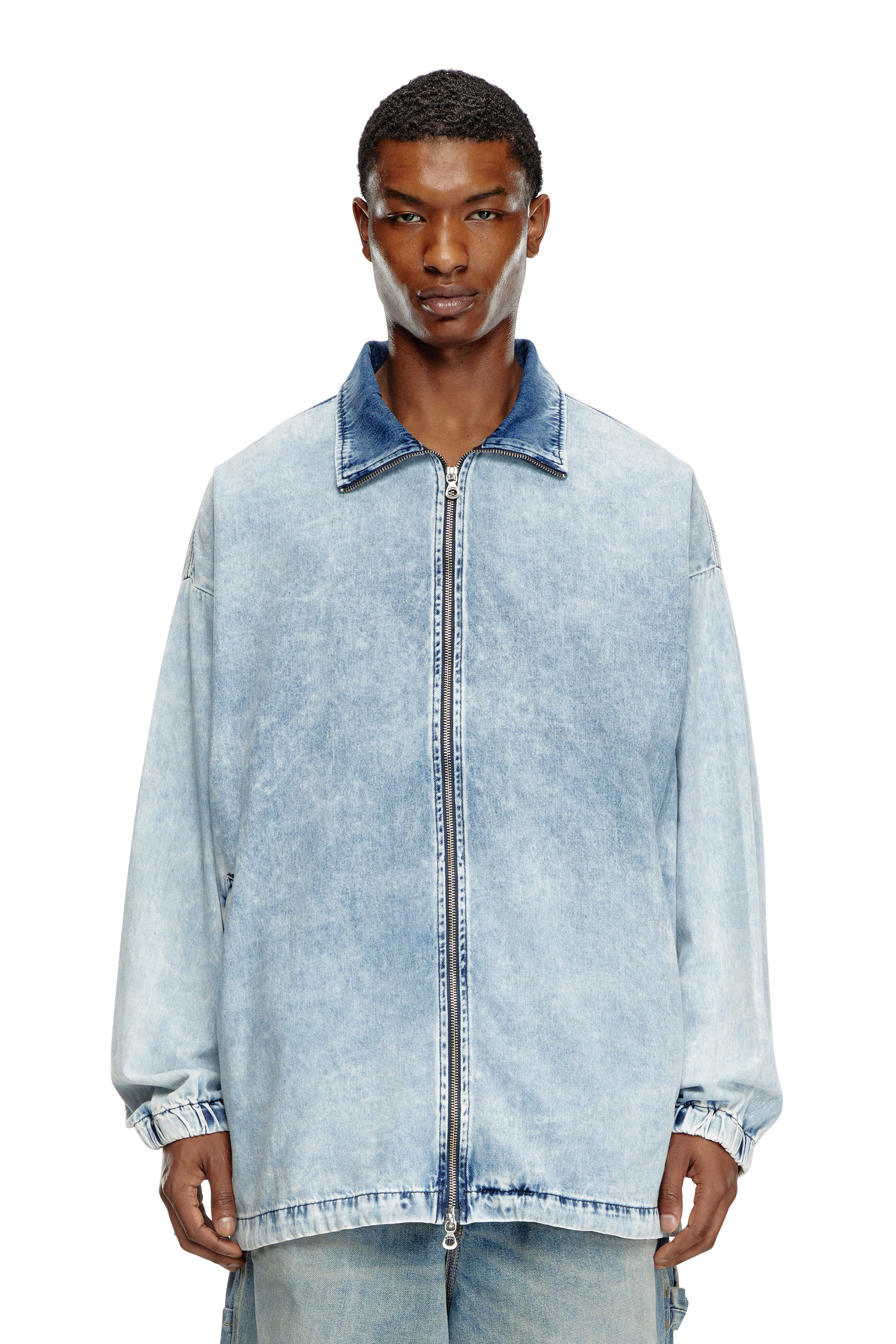 Diesel - D-KRAP-S1, Male's Denim jacket with Oval D in ライトブルー - 4
