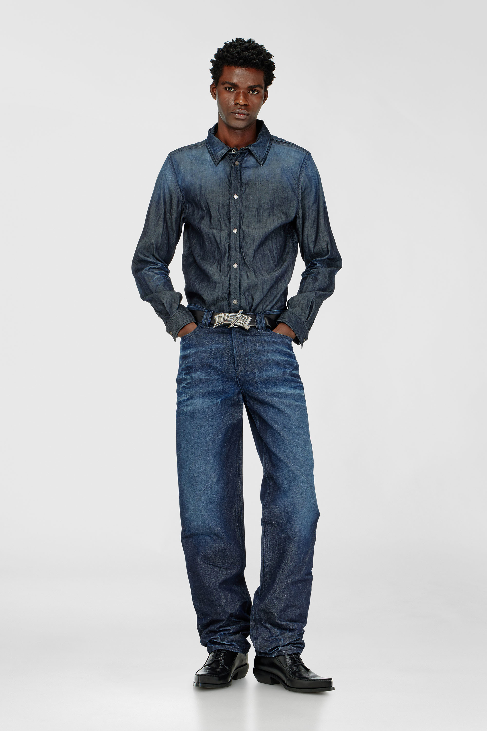 Diesel - Male's Regular Jeans 1991 D-Voeed 007GF, ダークブルー - 1