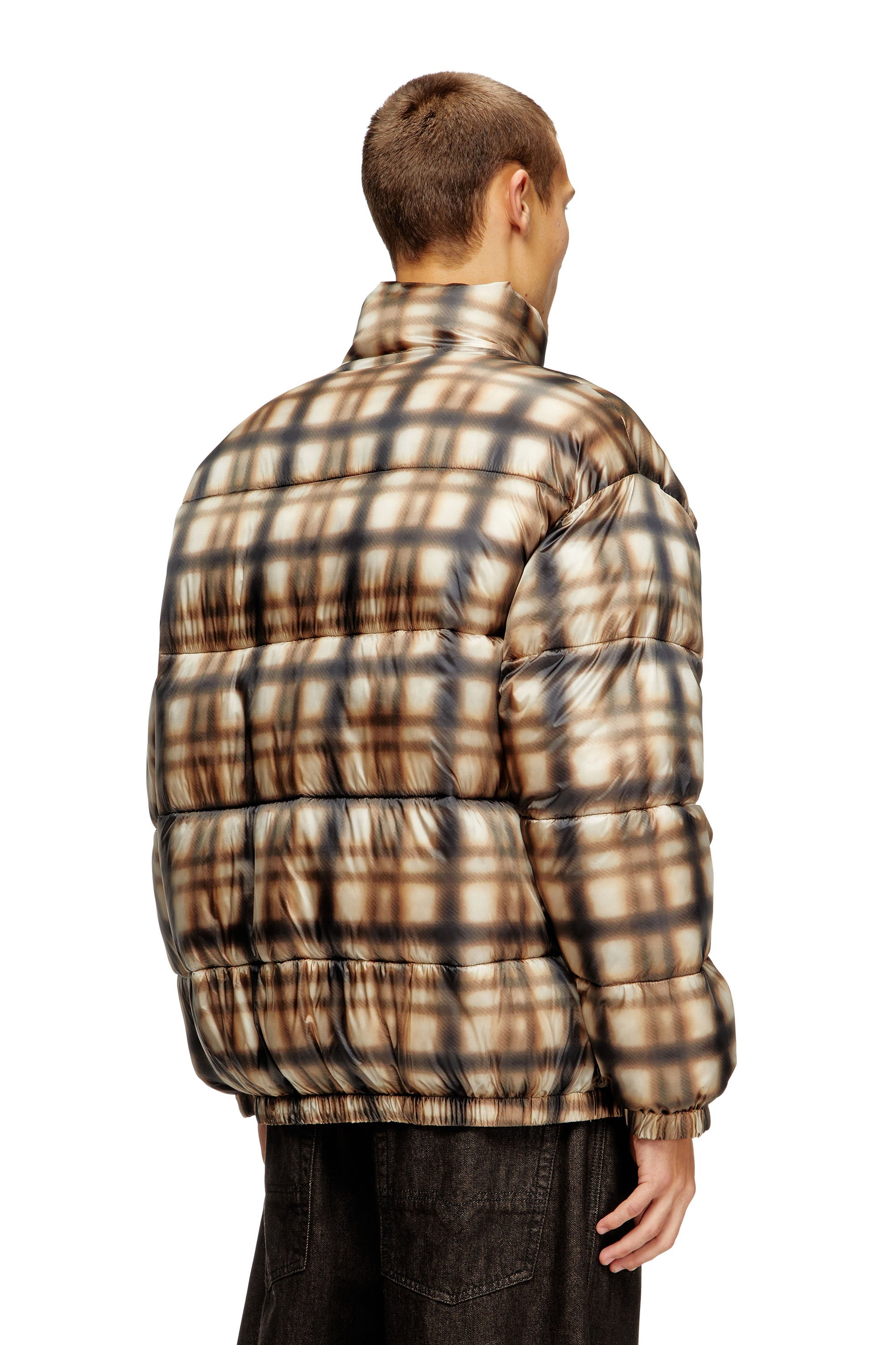 Diesel - W-BOURBON-ENBM, Male's Reversible padded bomber jacket in ブラック/ベージュ - 4