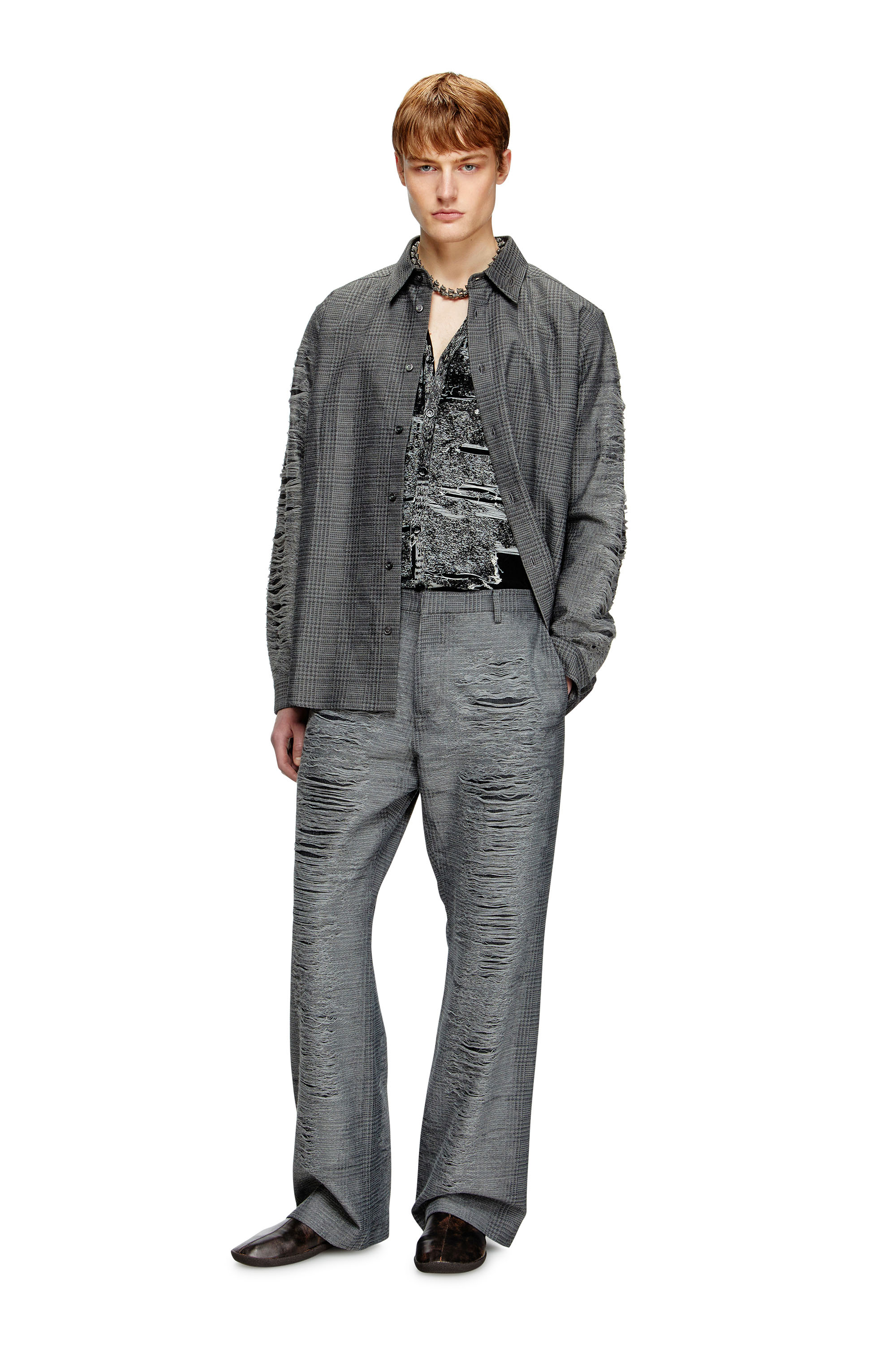 Diesel - S-OLOV, Male's Checked shirt with distressed sleeves in グレー - 1