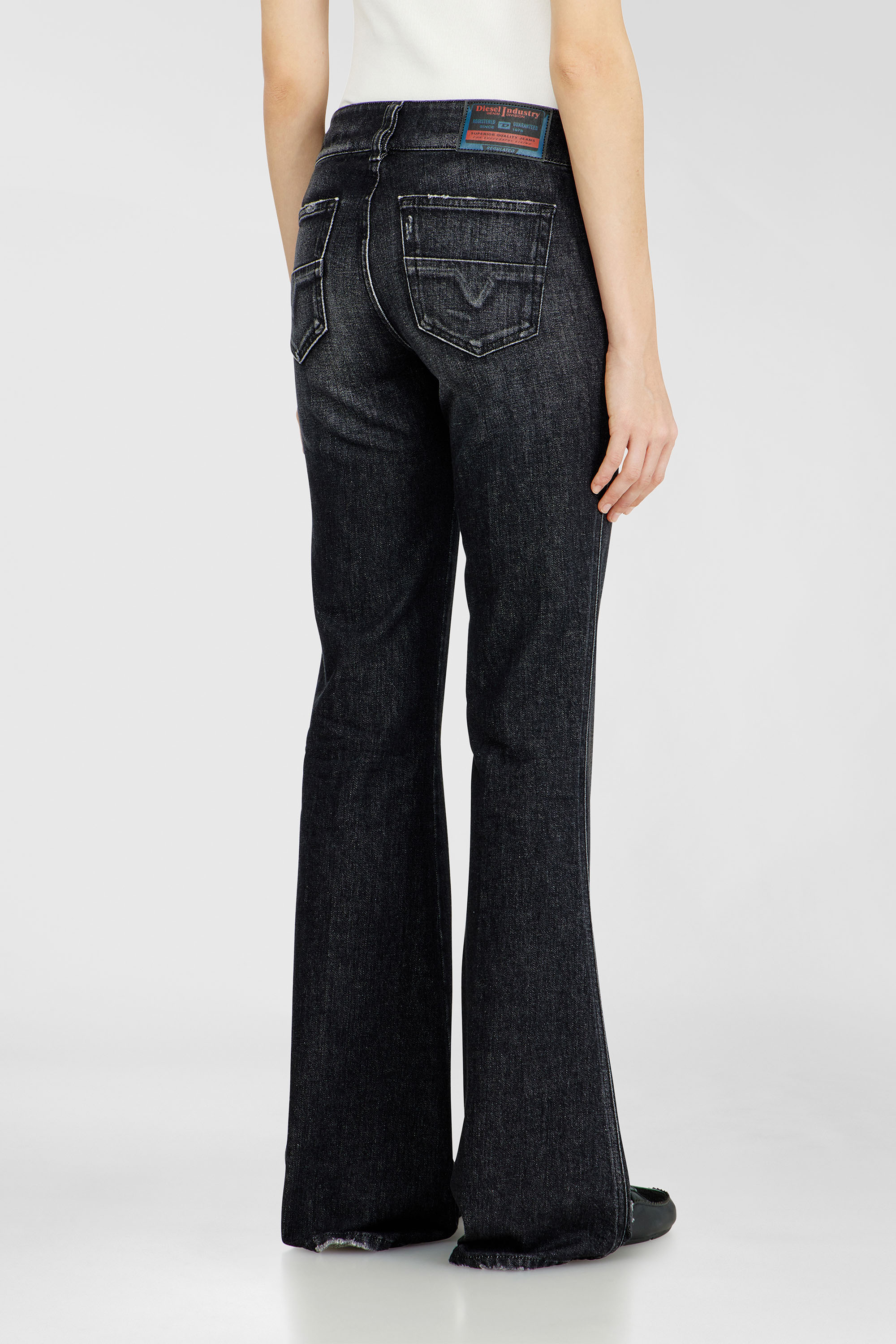Diesel - Female's Bootcut Jeans D-Hush 09N50, ブラック/ダークグレー - 5
