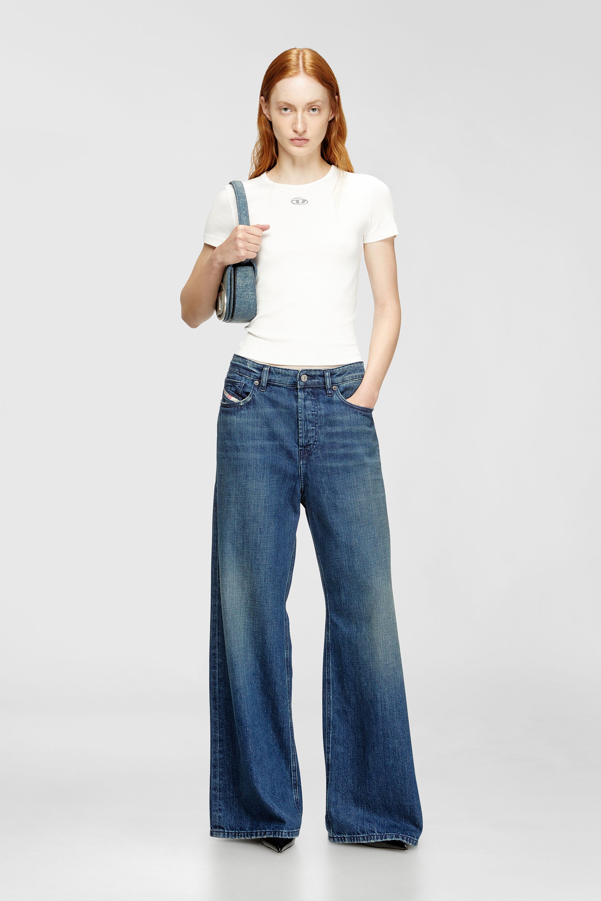 Diesel - T-ELE-LONG-OD, Female's 半袖トップ in ホワイト - 2