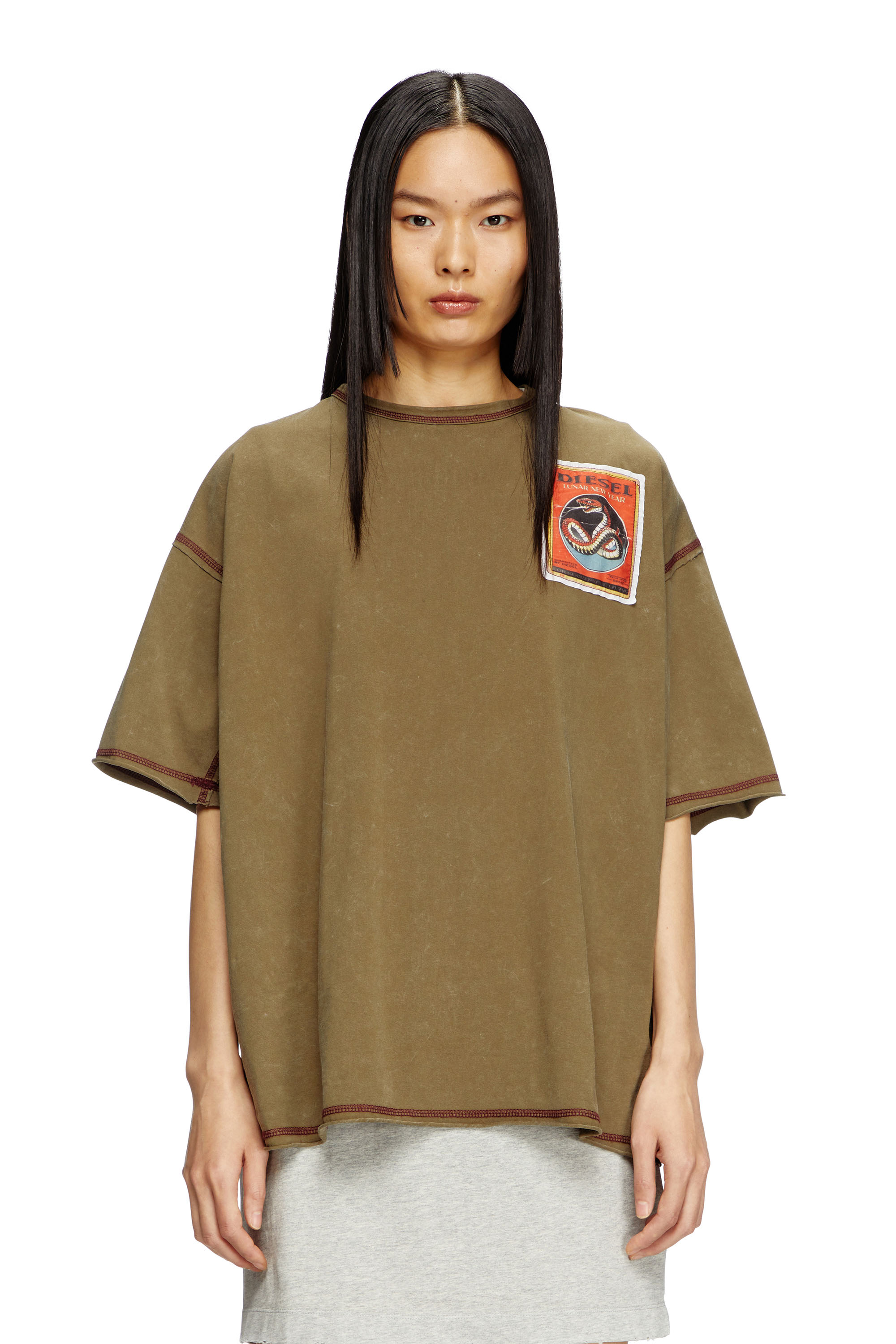 Diesel - CL-T-BOXT-SNAKE, Unisex's Treated T-shirt with snake patches in オリーブグリーン - 4